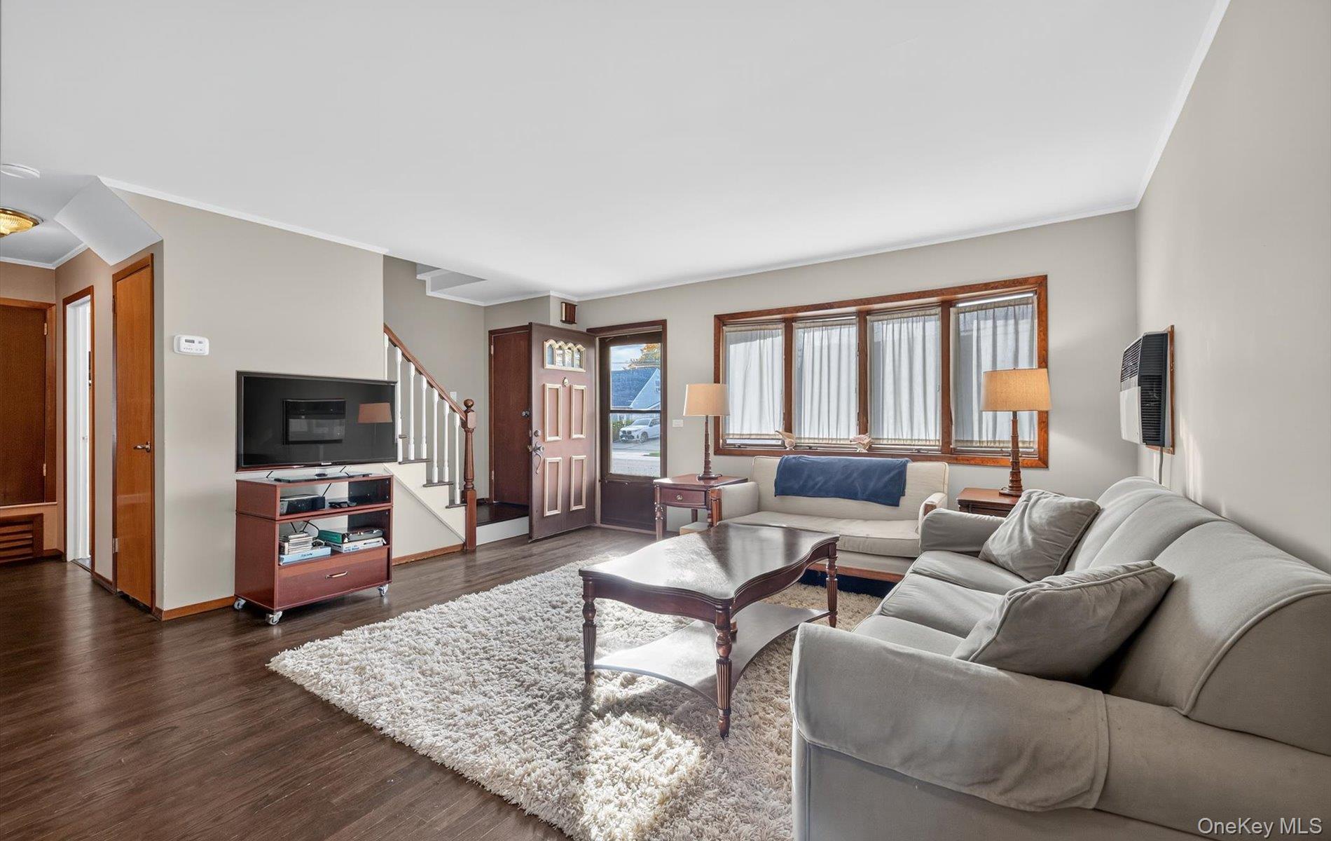 58 Virginia Avenue, Plainview, NY 11803