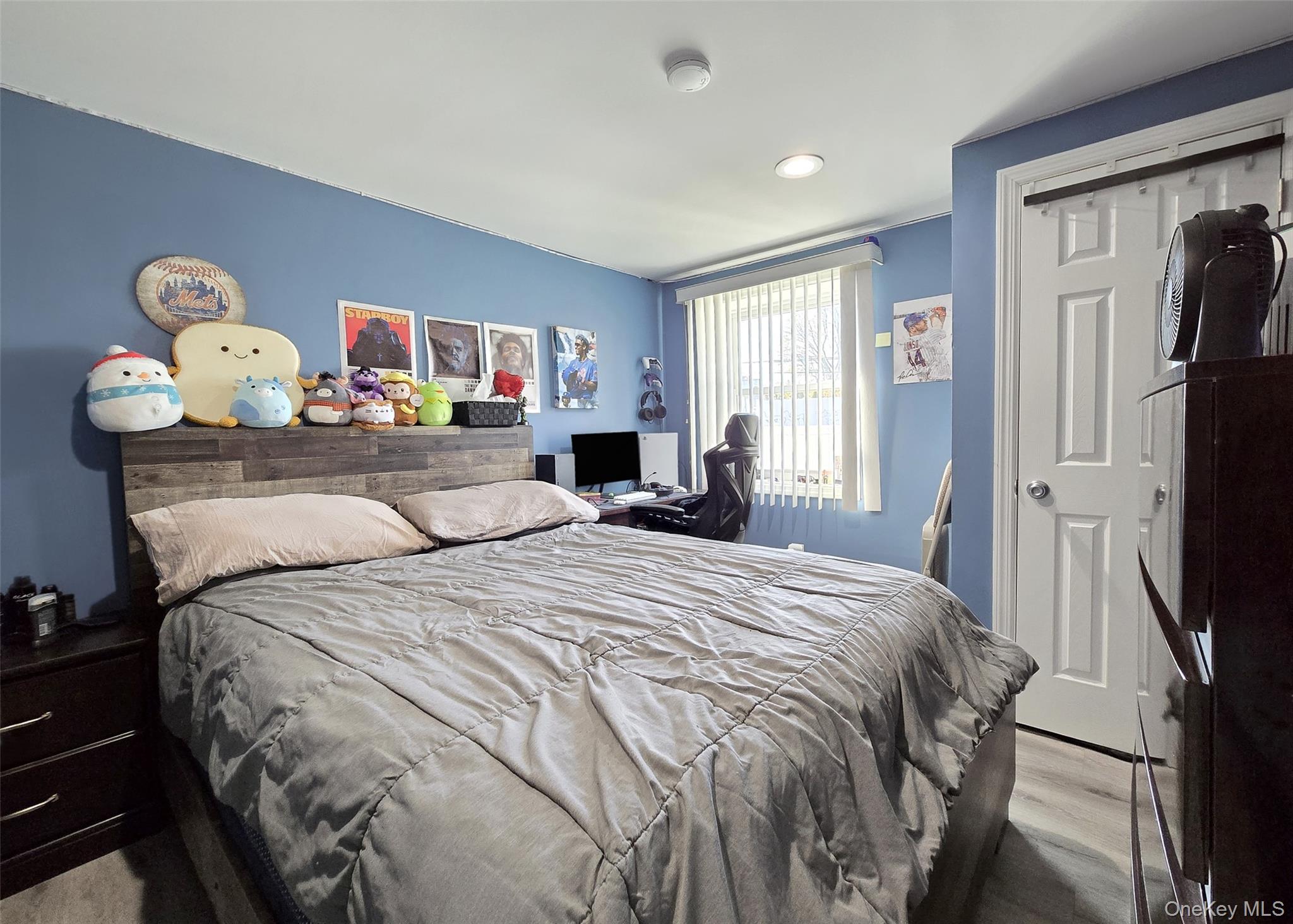 430 Heathcote Road, Lindenhurst, NY 11757