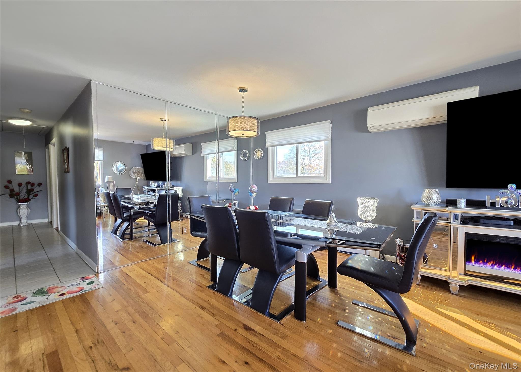 430 Heathcote Road, Lindenhurst, NY 11757