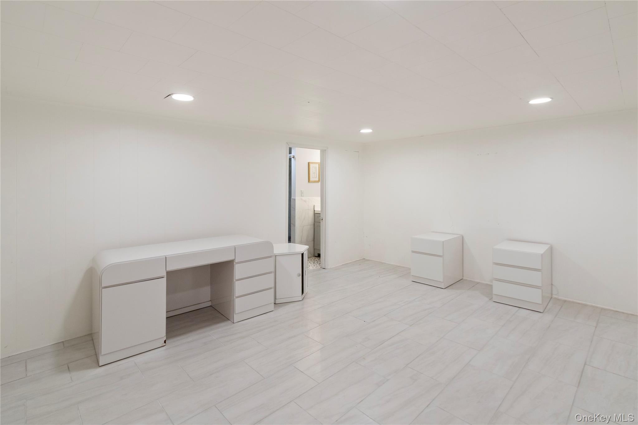 9 Oak Shore Drive, Bayville, NY 11709