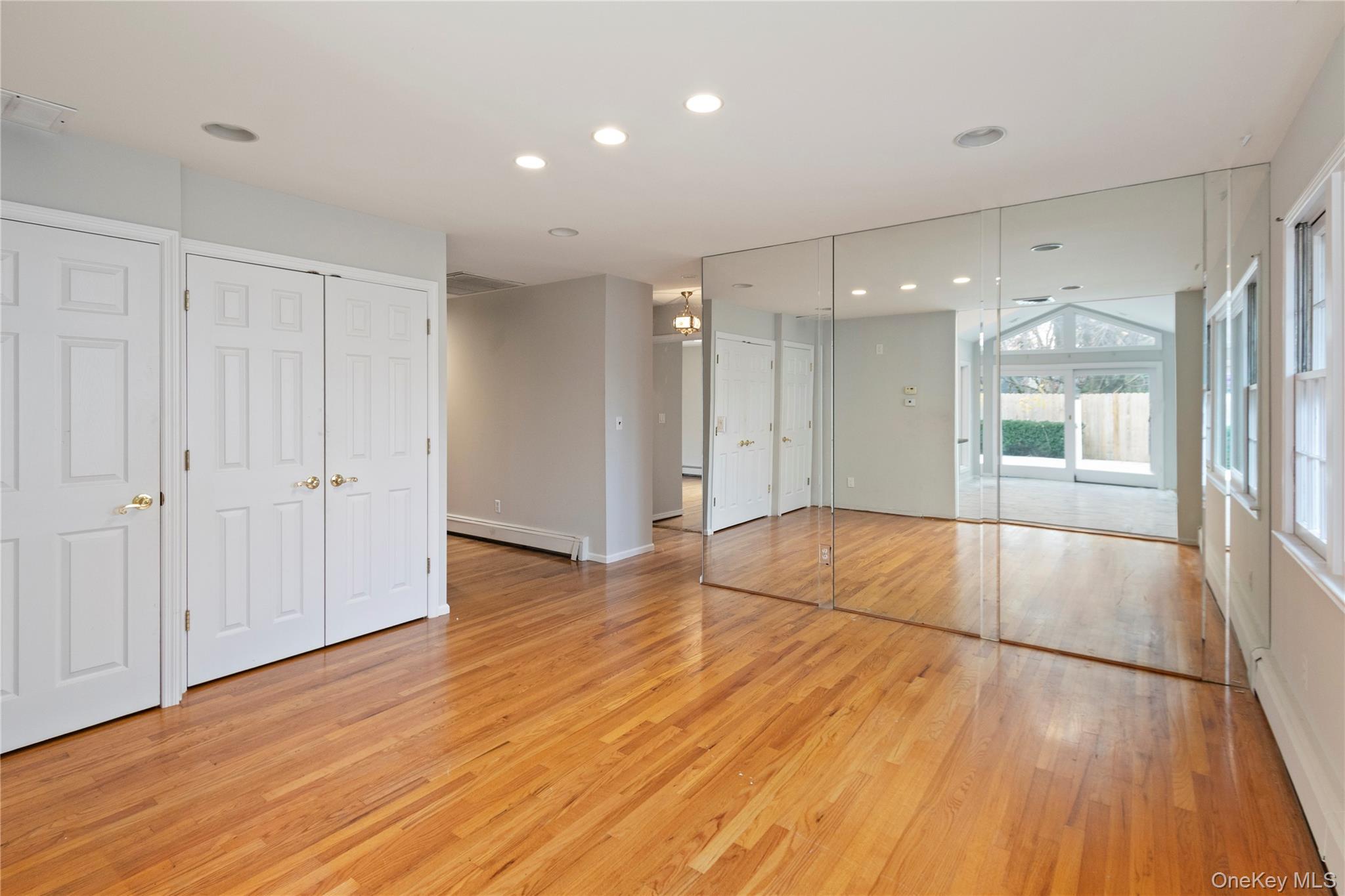 9 Oak Shore Drive, Bayville, NY 11709