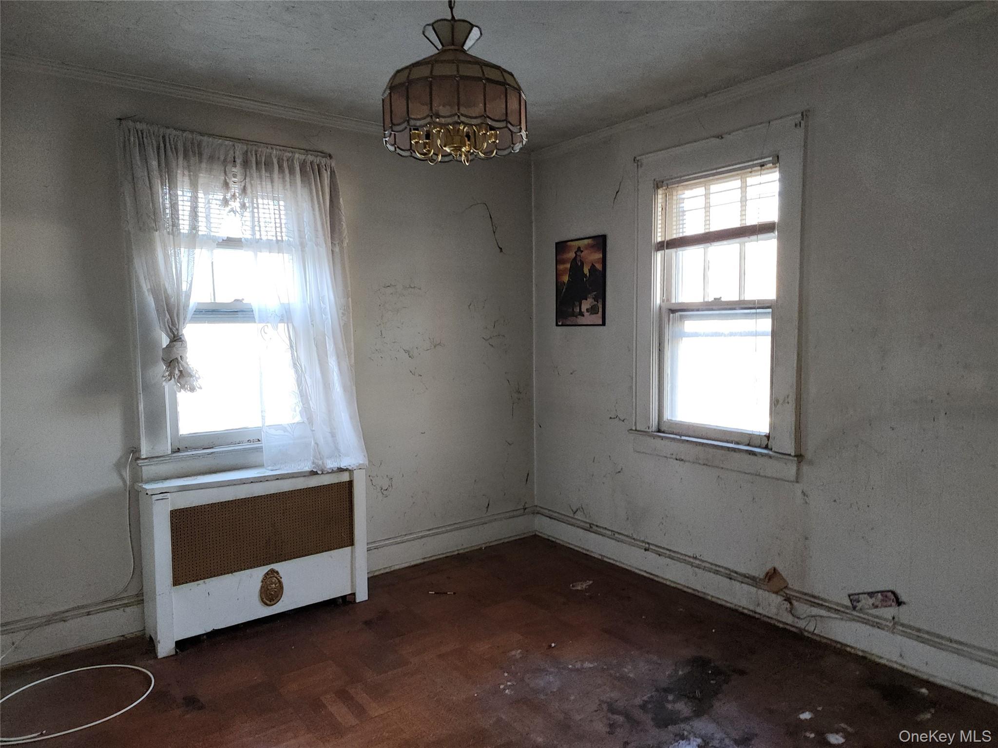 39 Hilbert Street, Hempstead, NY 11550