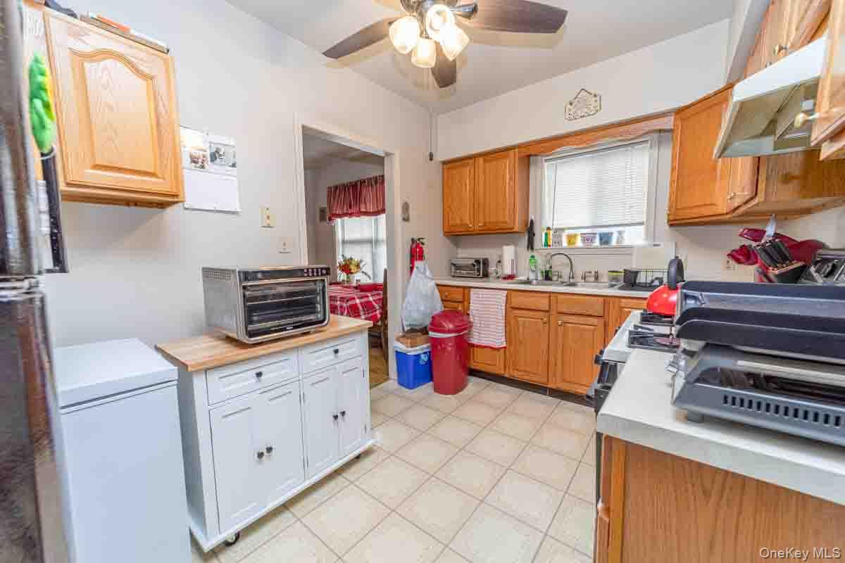 807 Abbey Avenue, Maybrook, NY 12543