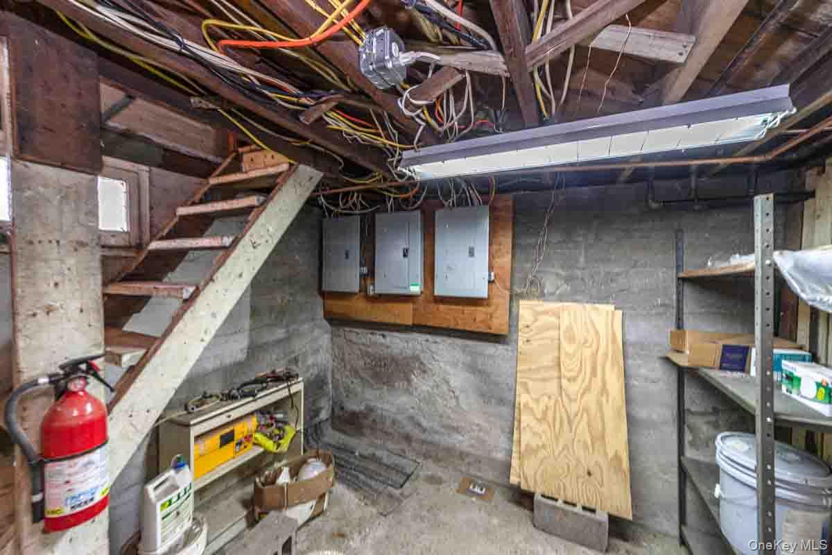 807 Abbey Avenue, Maybrook, NY 12543