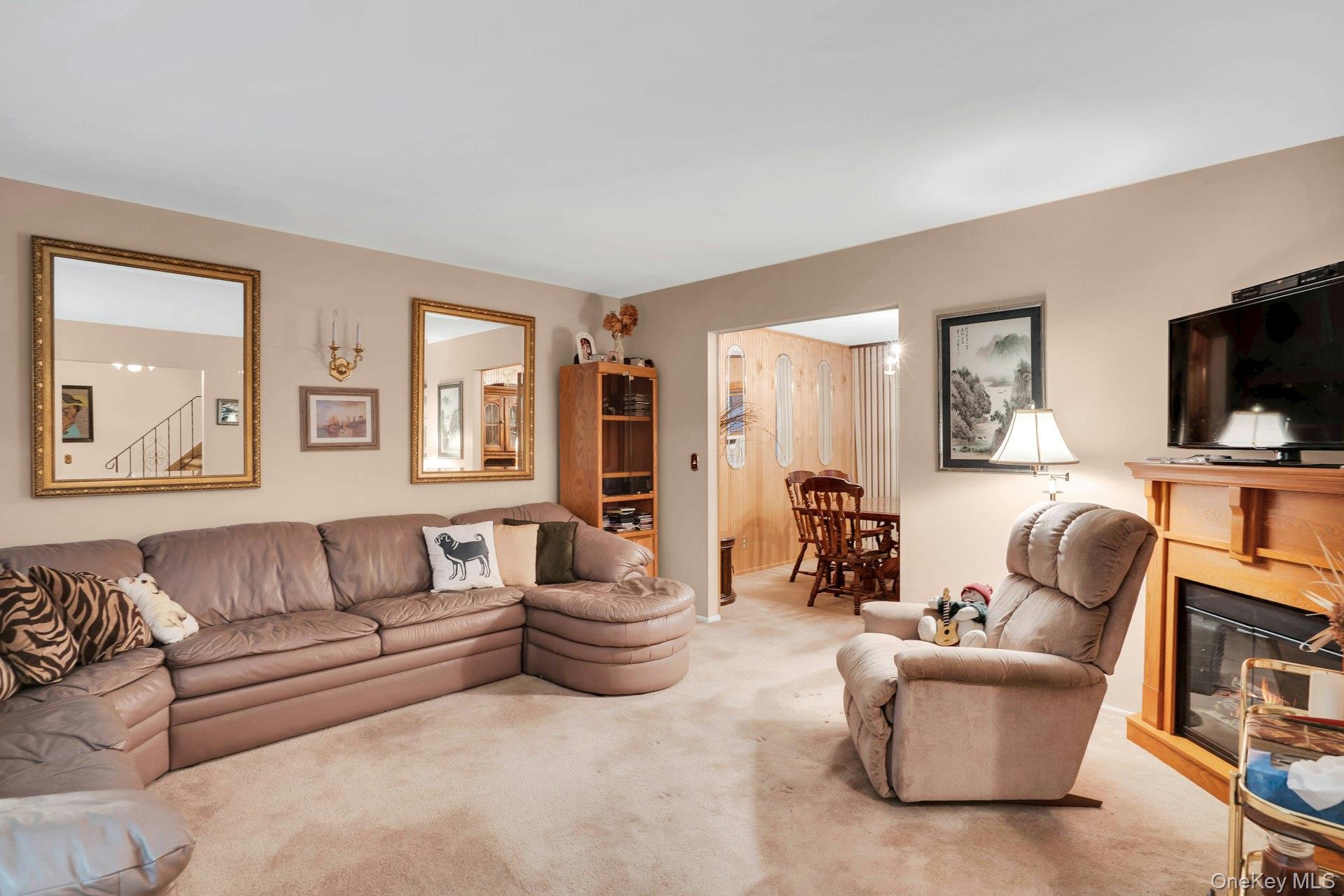 606 7th Avenue, East Northport, NY 11731