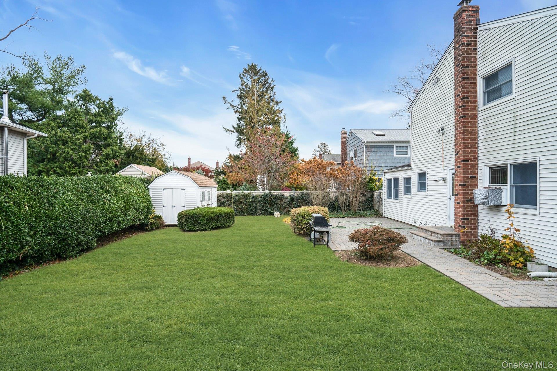 606 7th Avenue, East Northport, NY 11731