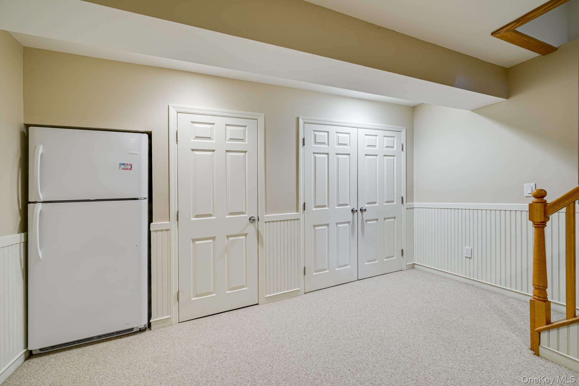 144 Middle Pond Road, Southampton, NY 11968