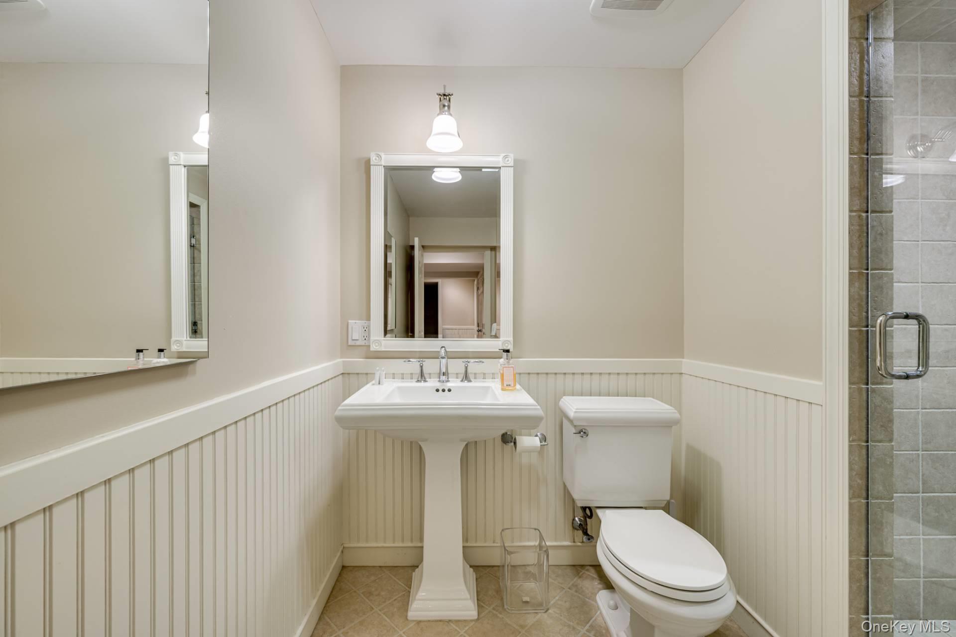 144 Middle Pond Road, Southampton, NY 11968