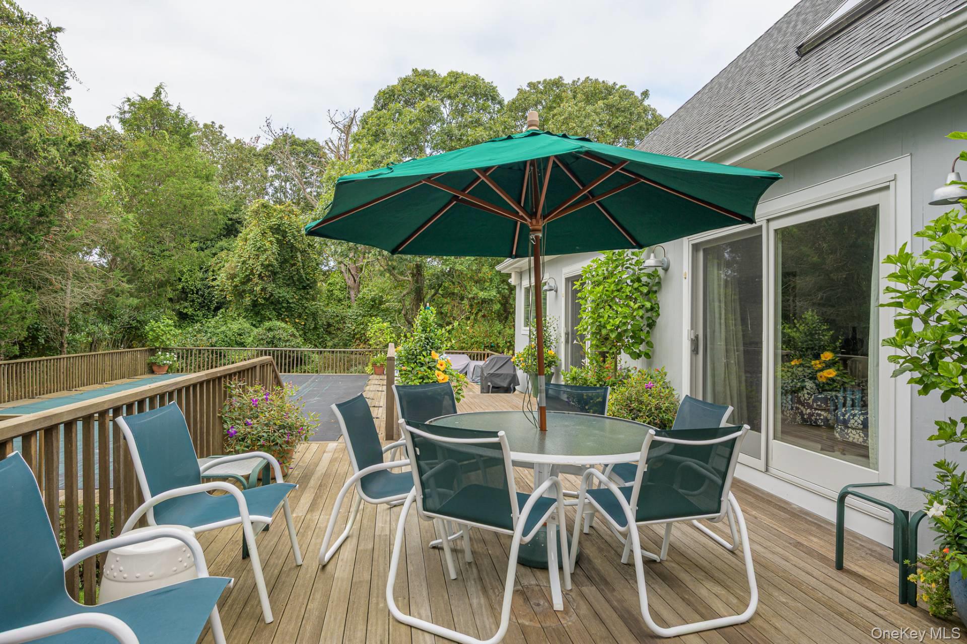 144 Middle Pond Road, Southampton, NY 11968