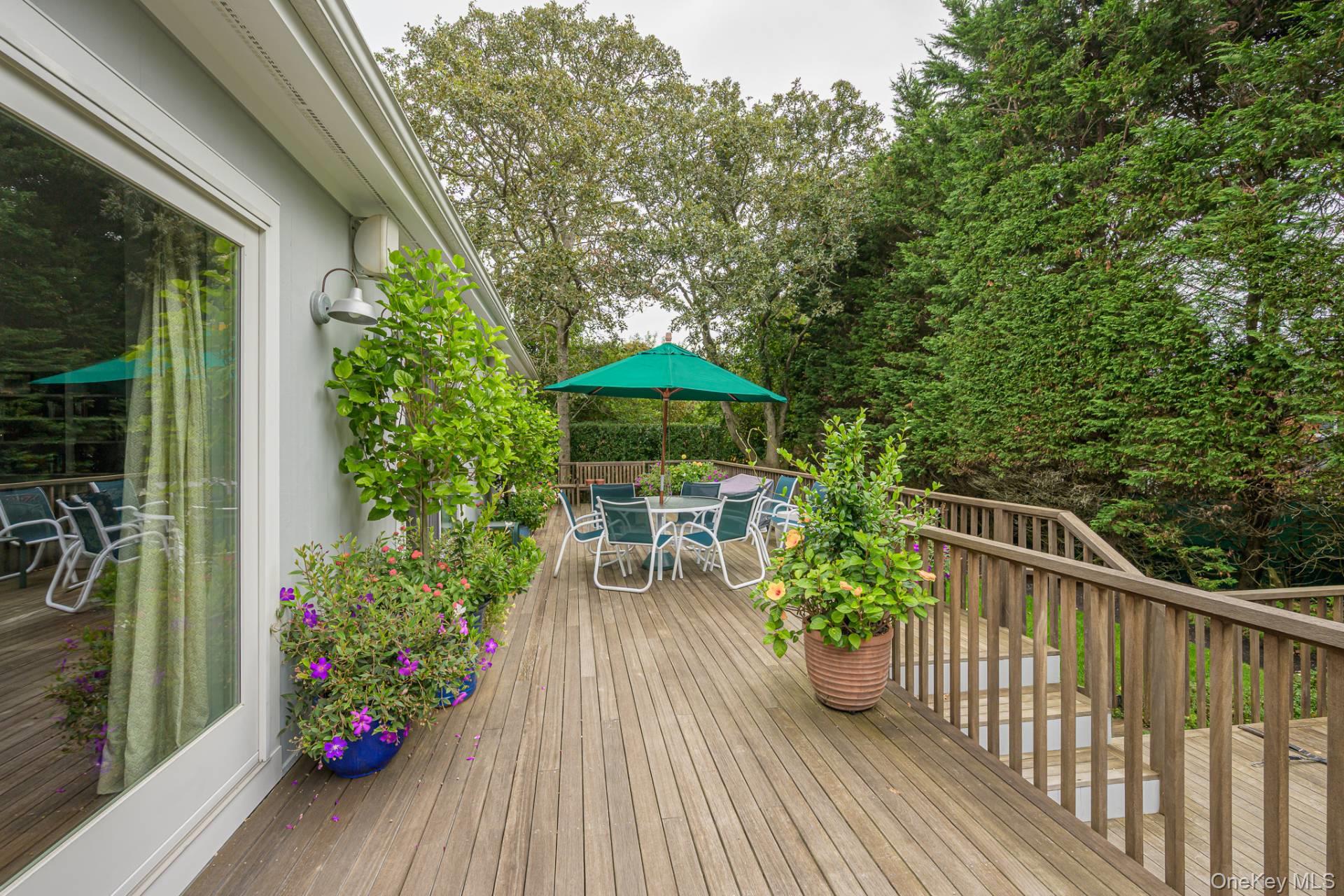 144 Middle Pond Road, Southampton, NY 11968