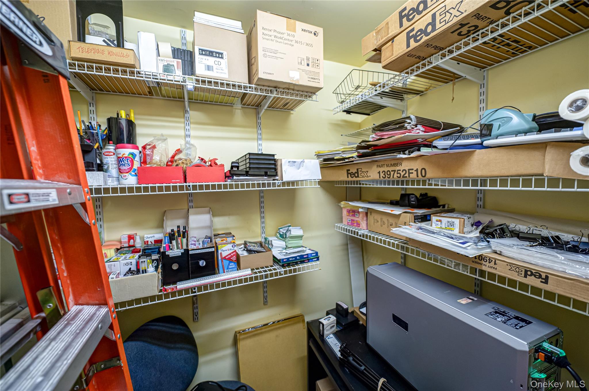 159 Broadway, Amityville, NY 11701