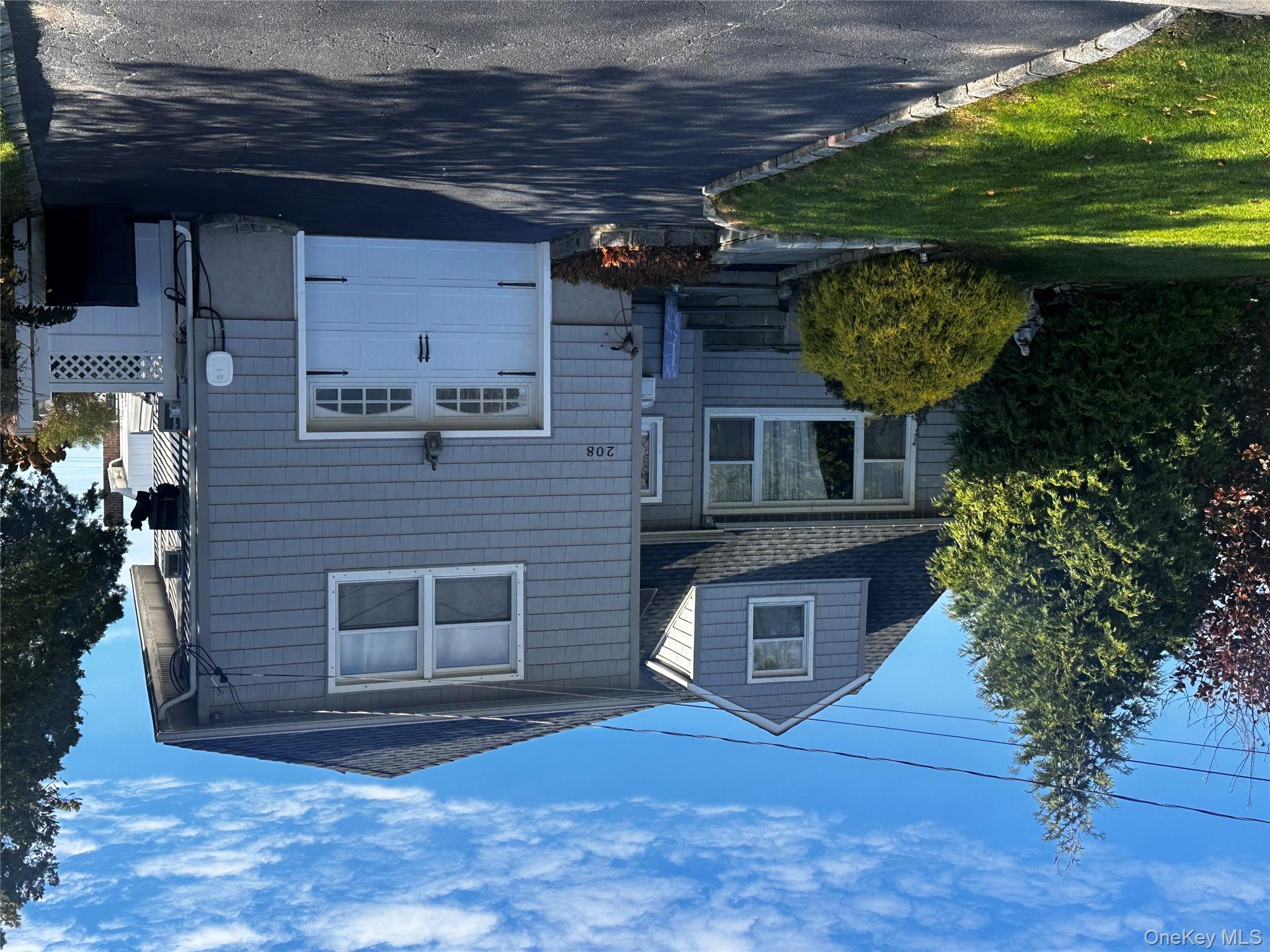 208 Island Parkway W, Island Park, NY 11558