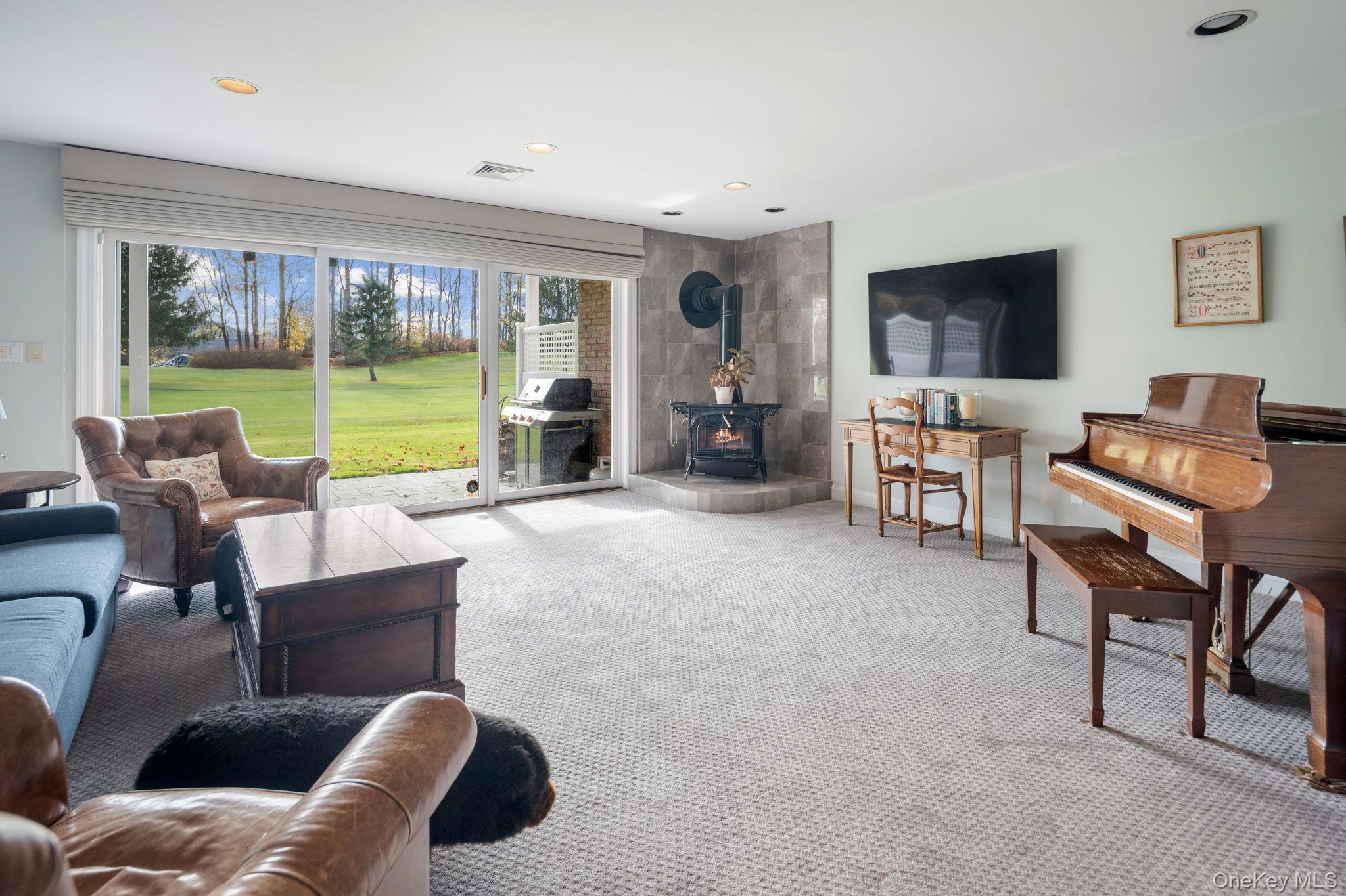 19 Club Court, Pleasantville, NY 10570