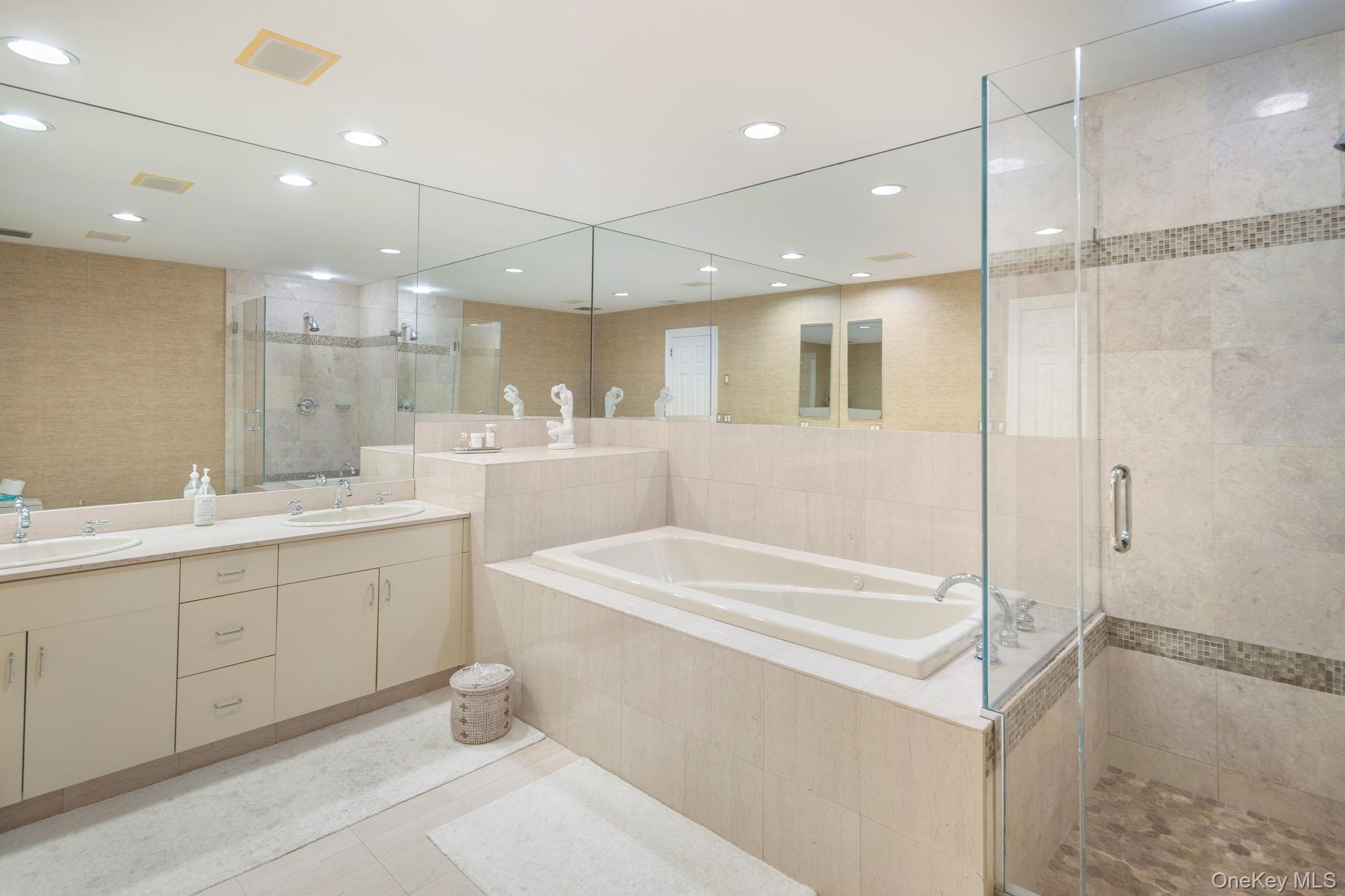 19 Club Court, Pleasantville, NY 10570