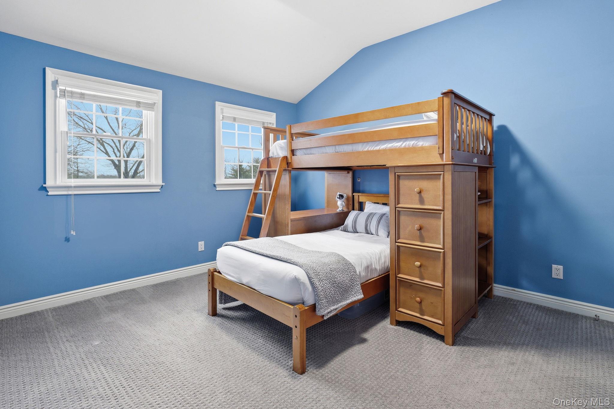 25 Andrea Lane, Scarsdale, NY 10583