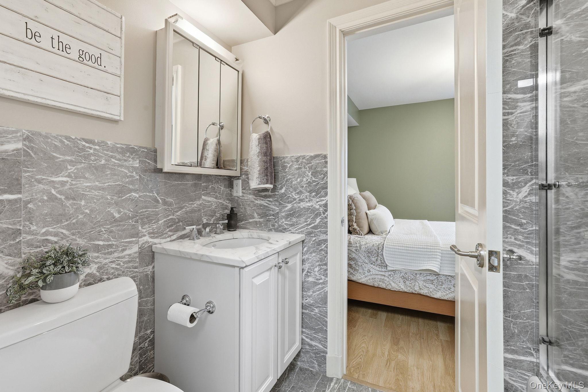 25 Andrea Lane, Scarsdale, NY 10583