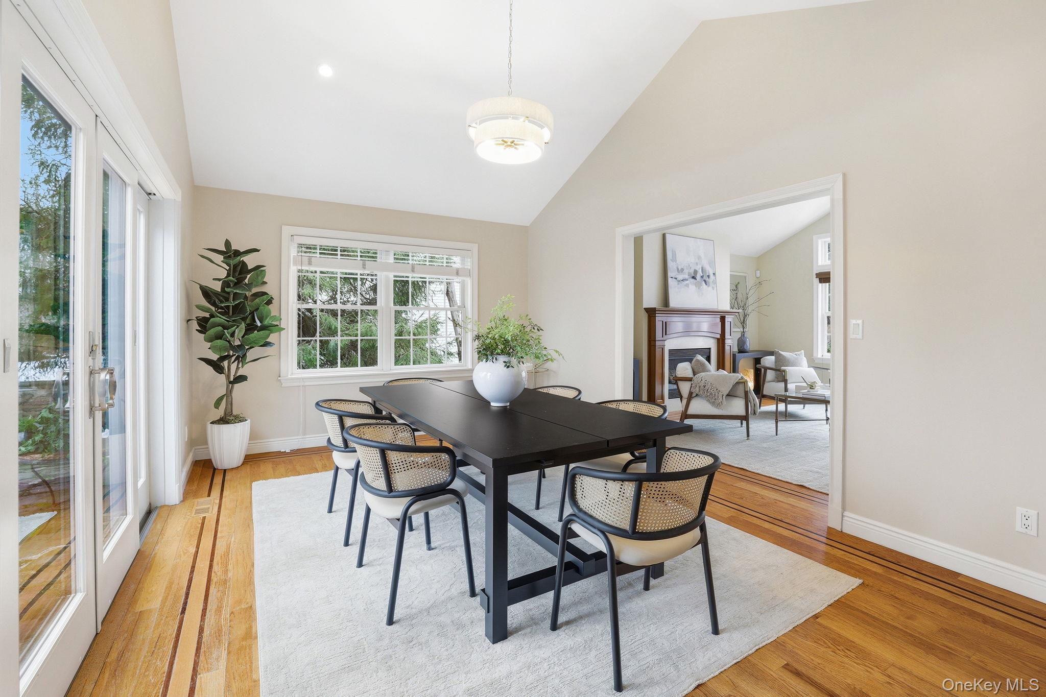 25 Andrea Lane, Scarsdale, NY 10583