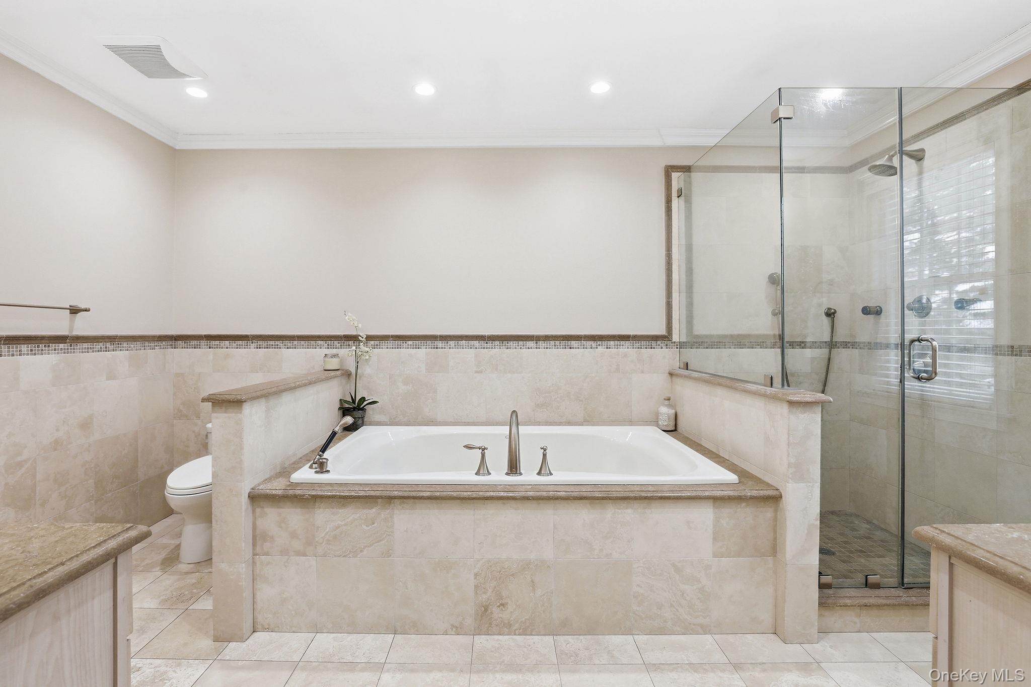 25 Andrea Lane, Scarsdale, NY 10583