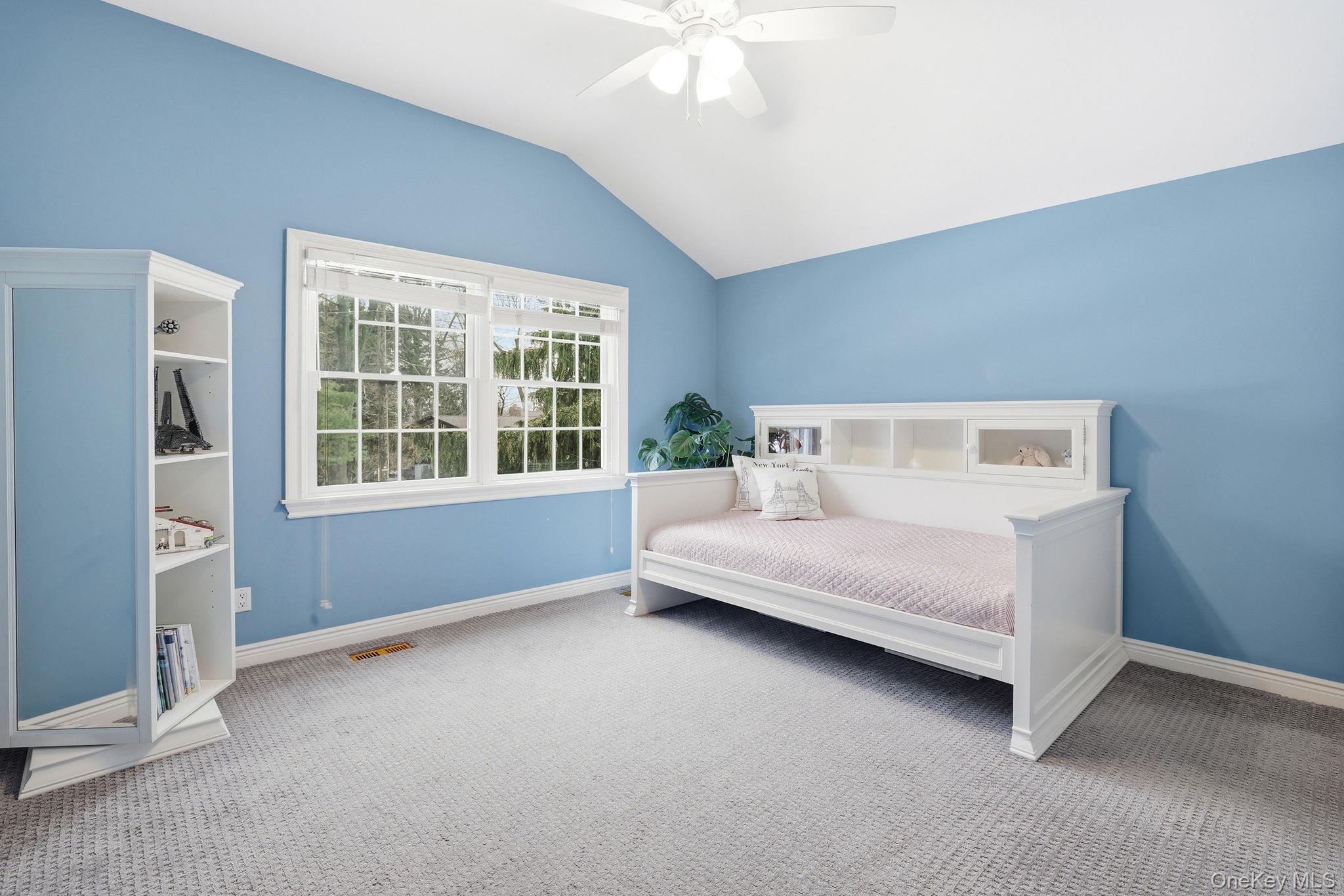 25 Andrea Lane, Scarsdale, NY 10583