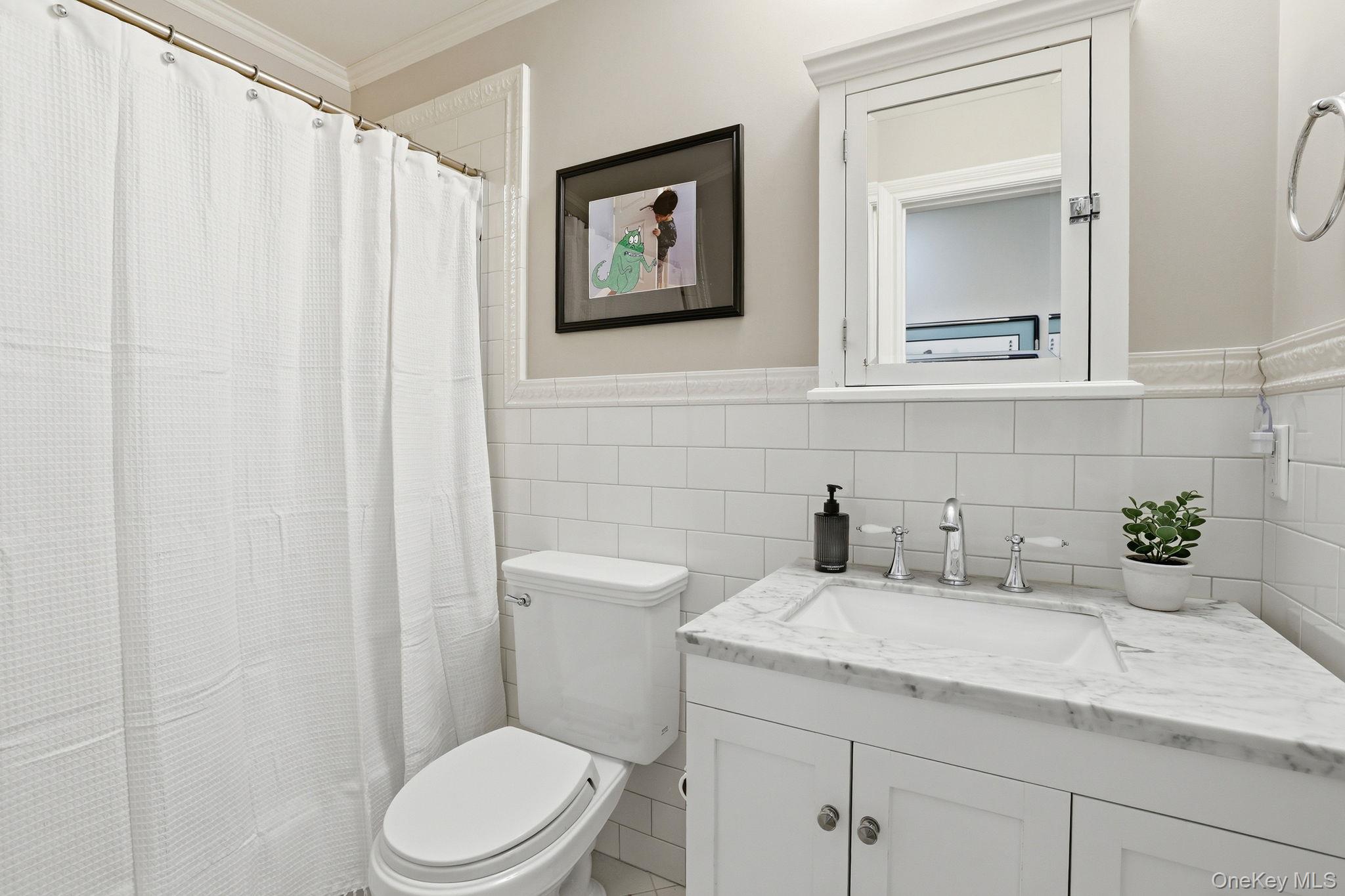 25 Andrea Lane, Scarsdale, NY 10583