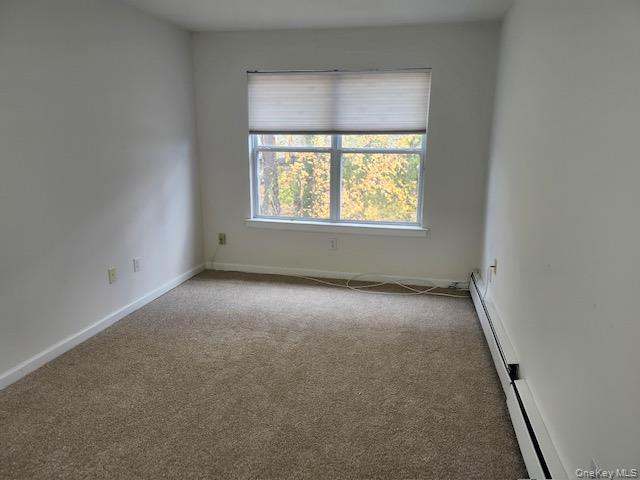 4 Gatz Road, Riverhead, NY 11901