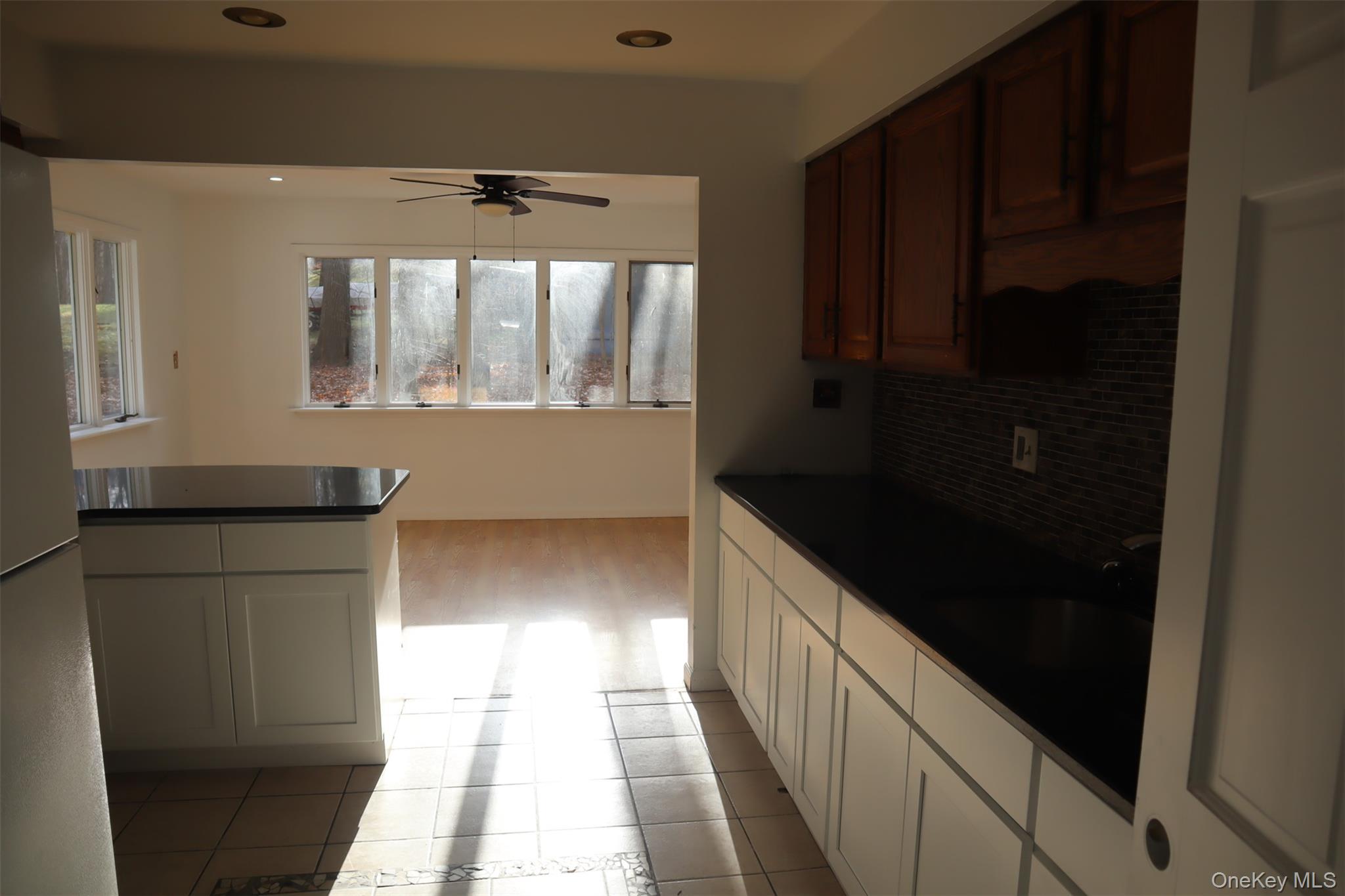 1432 E Mombasha Road, Monroe, NY 10950