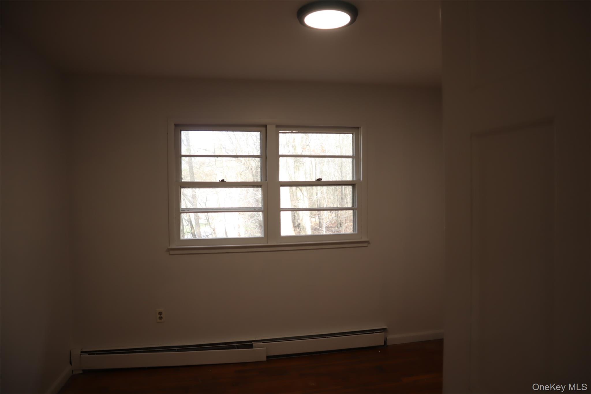 1432 E Mombasha Road, Monroe, NY 10950