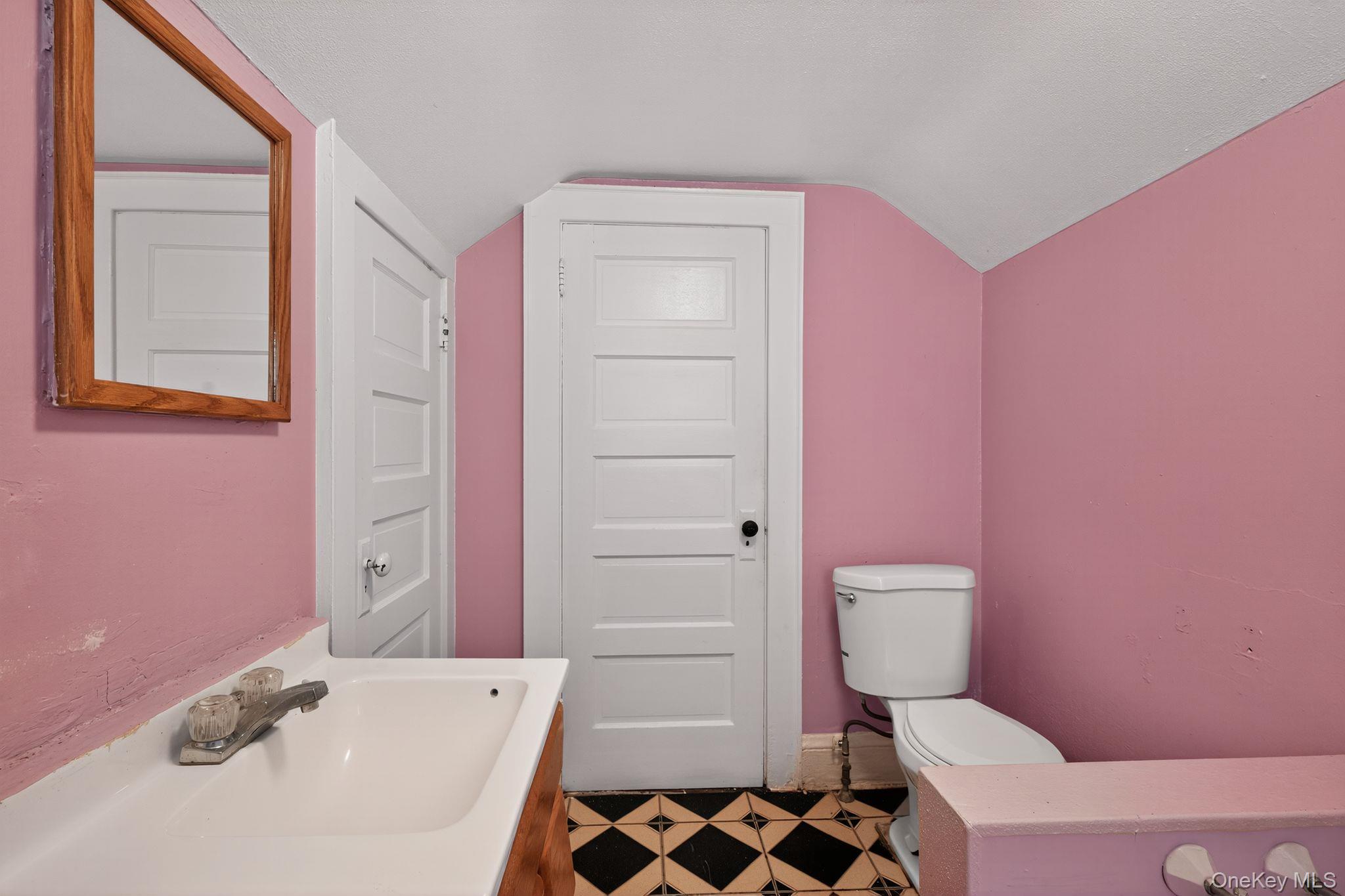 82 E Clinton Avenue, Roosevelt, NY 11575