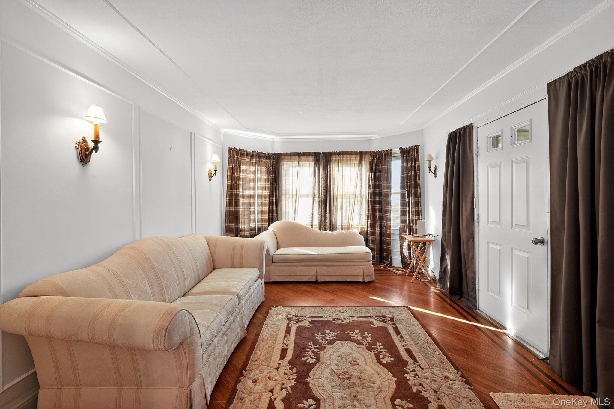 82 E Clinton Avenue, Roosevelt, NY 11575