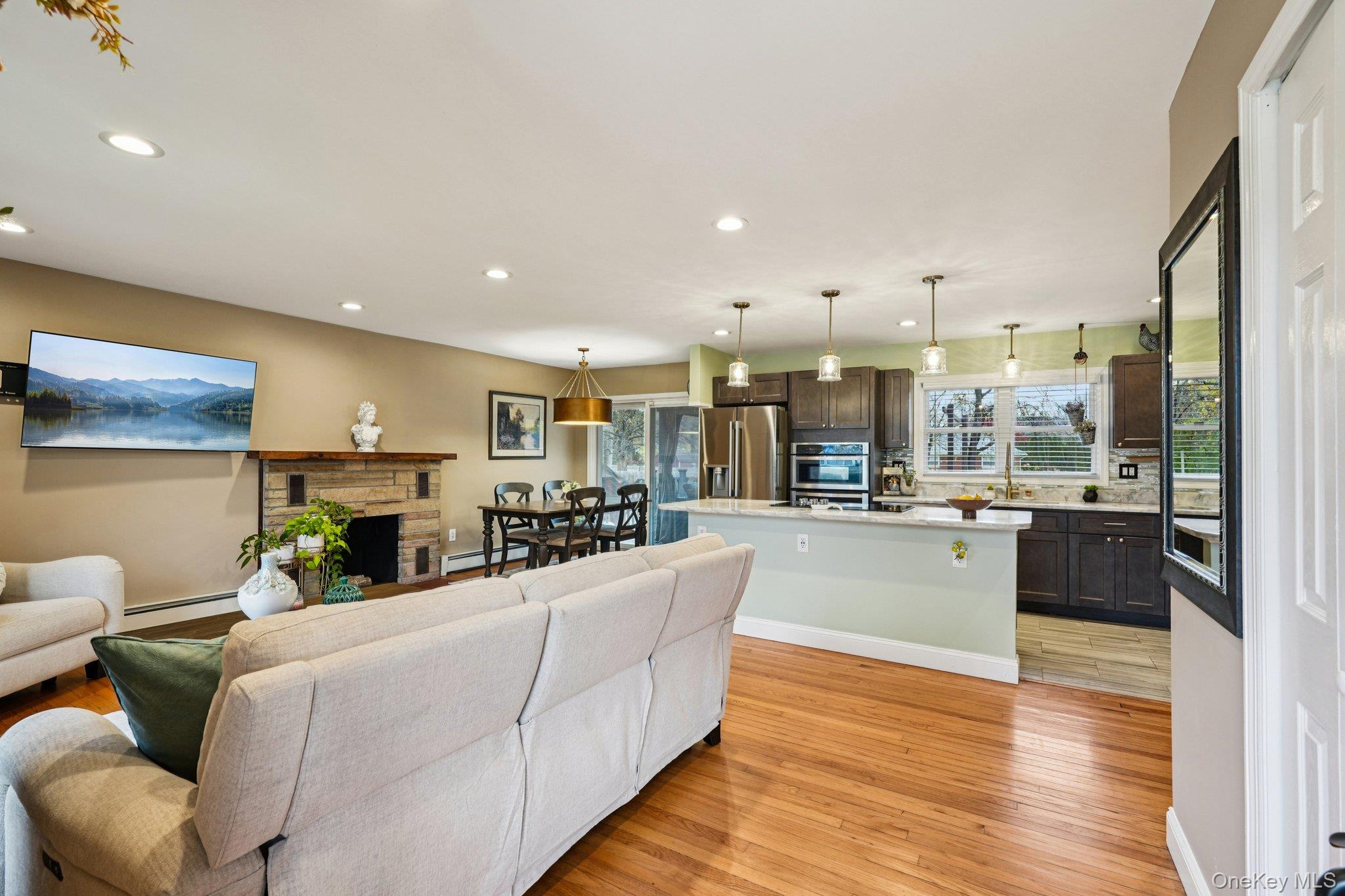 3 Garden Drive, New Windsor, NY 12553