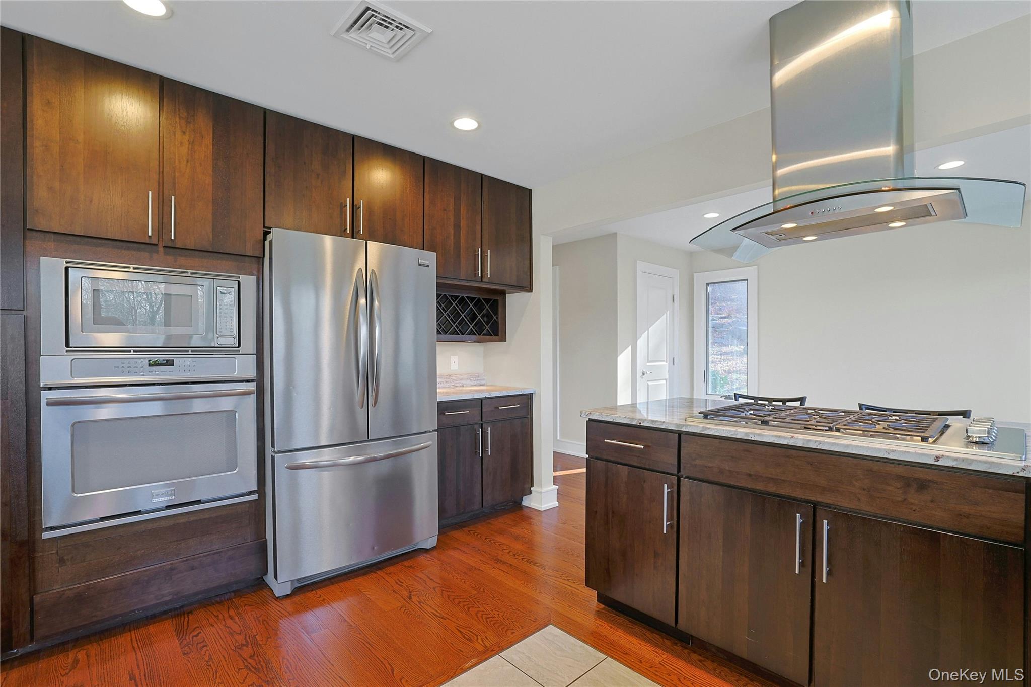 300 Clausland Mountain Road, Blauvelt, NY 10913