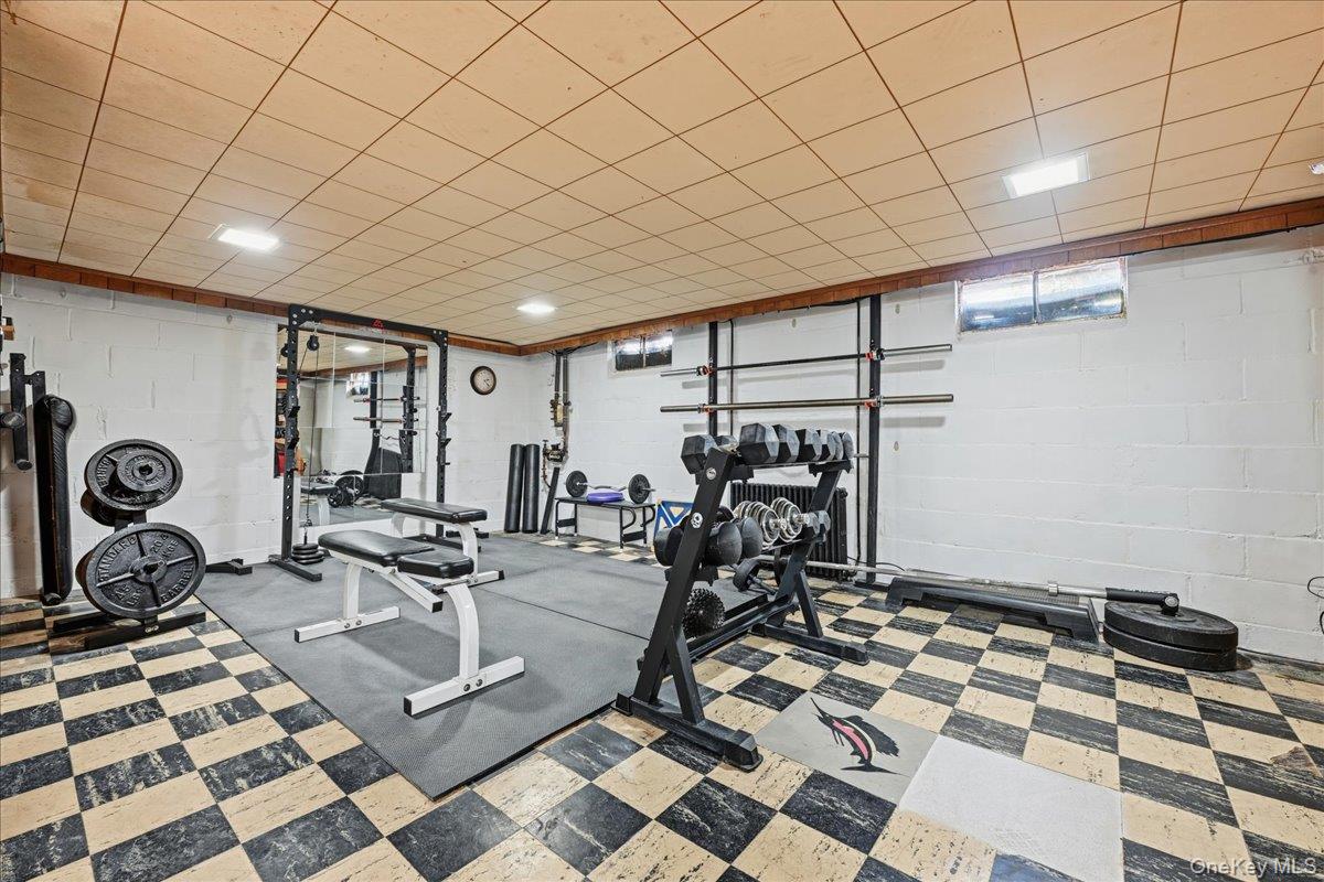 89 Woodsome Road, Babylon, NY 11702