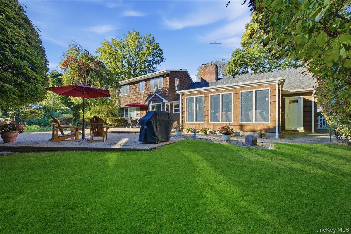 89 Woodsome Road, Babylon, NY 11702