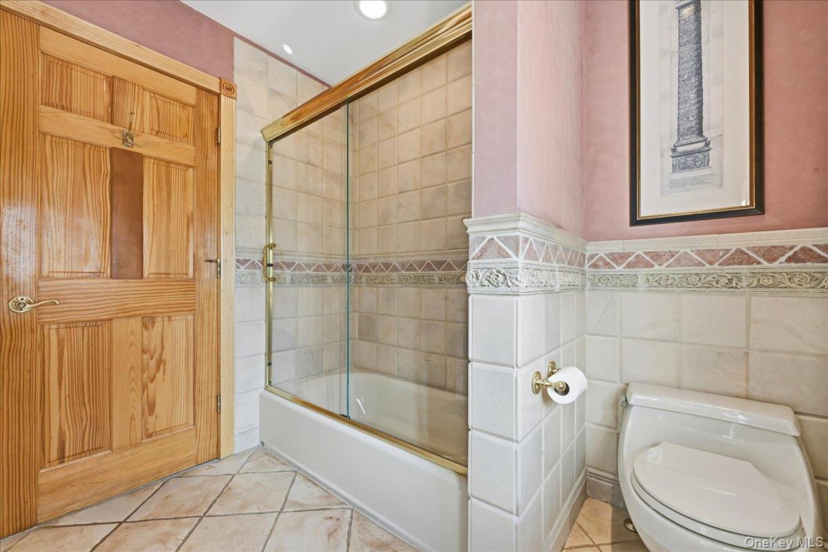 89 Woodsome Road, Babylon, NY 11702