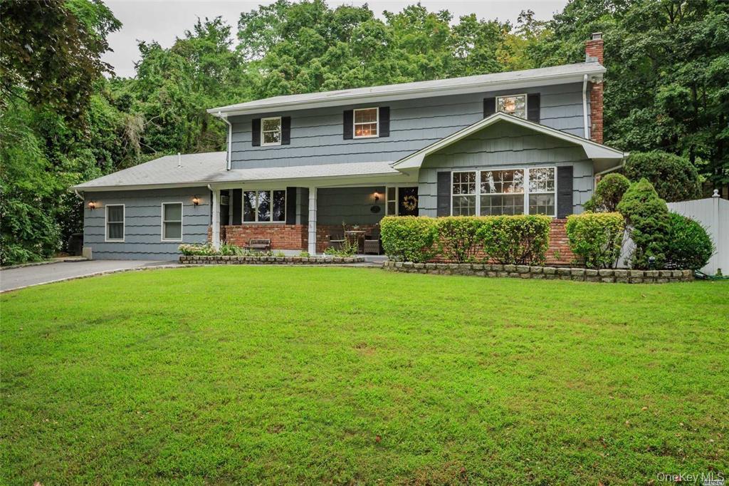 2 Harbor Circle, Centerport, NY 11721