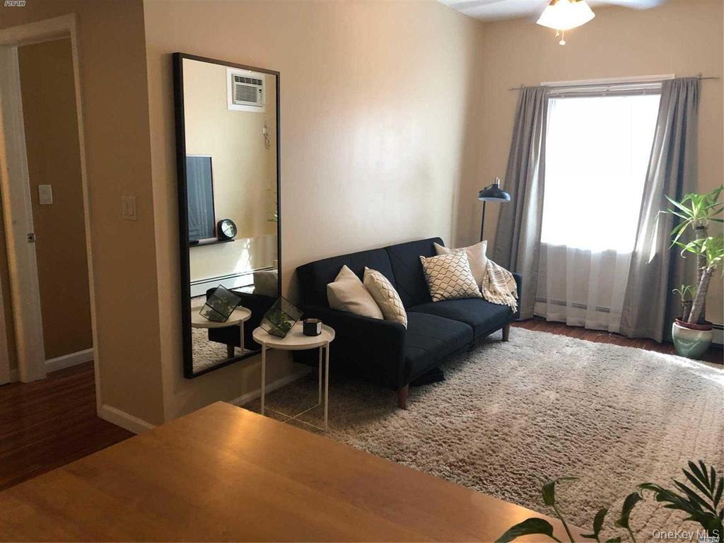 2 Harbor Circle, Centerport, NY 11721