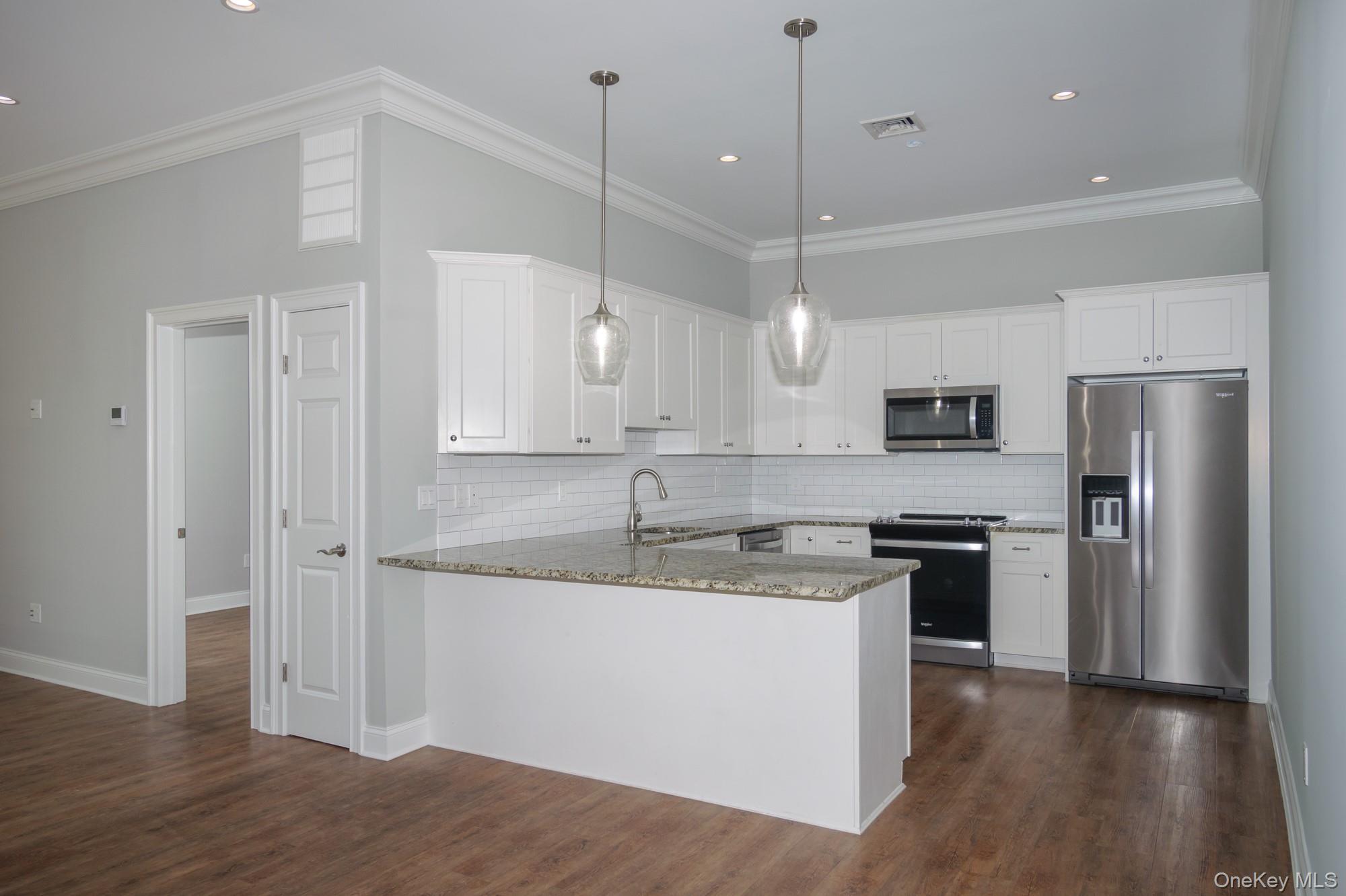 2 Union Place # 3F, Huntington, NY 11743