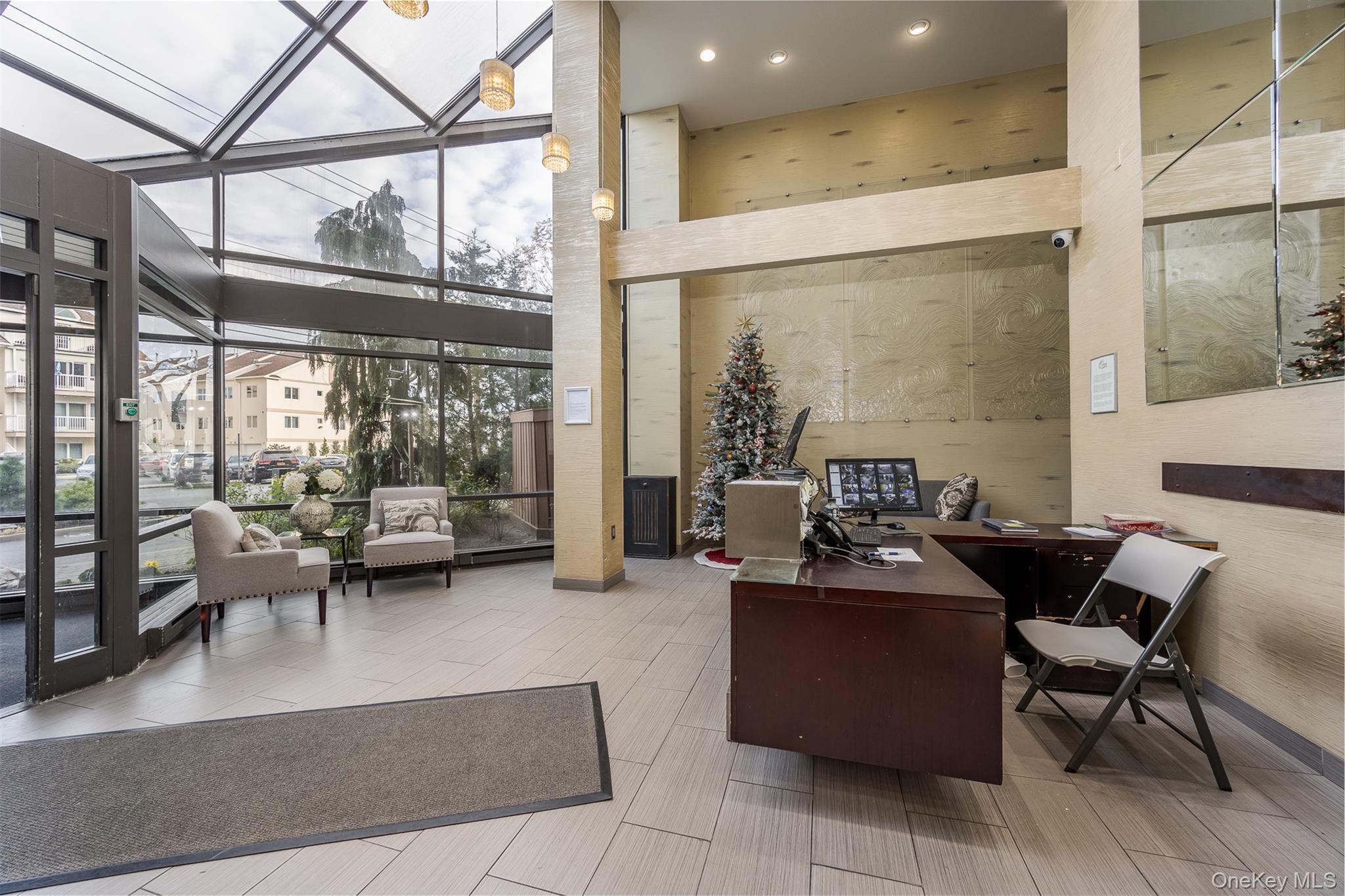 100 W Broadway # 6HH, Long Beach, NY 11561