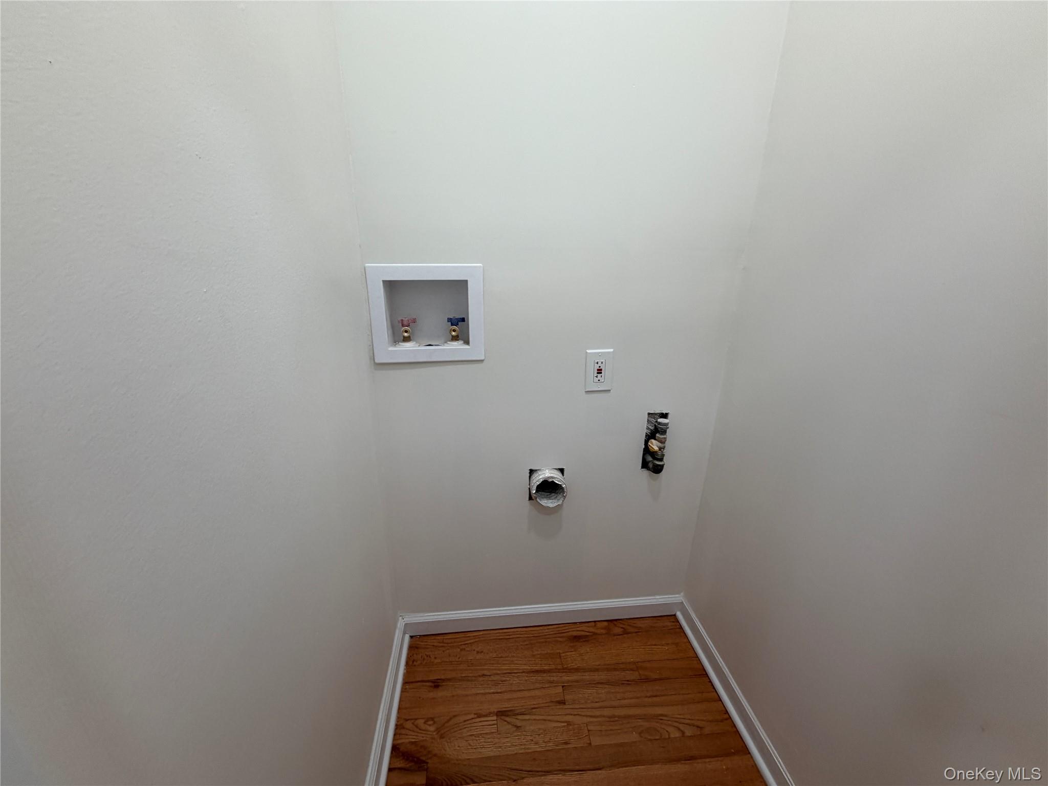 Franklin Square, NY 11010