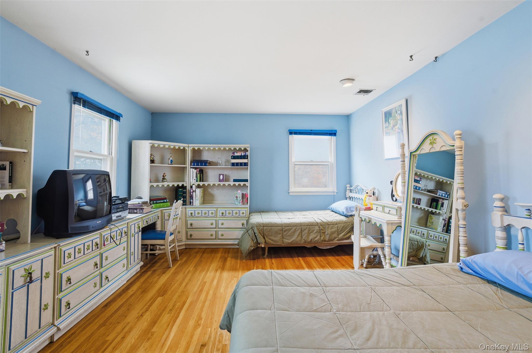 7 Helaine Court, Orangeburg, NY 10962