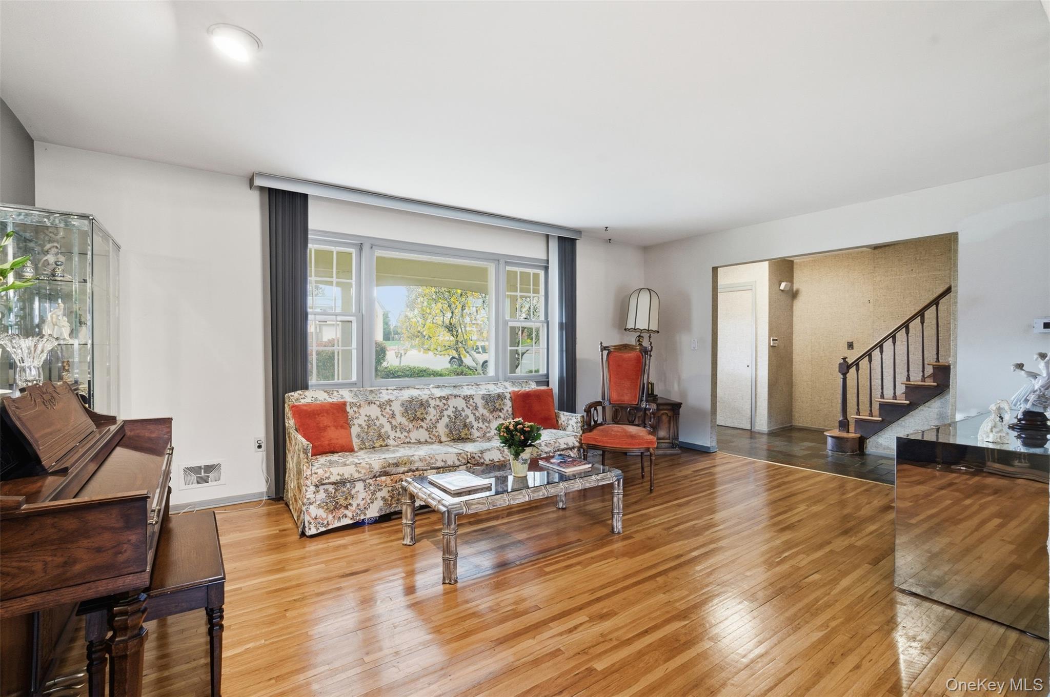 7 Helaine Court, Orangeburg, NY 10962