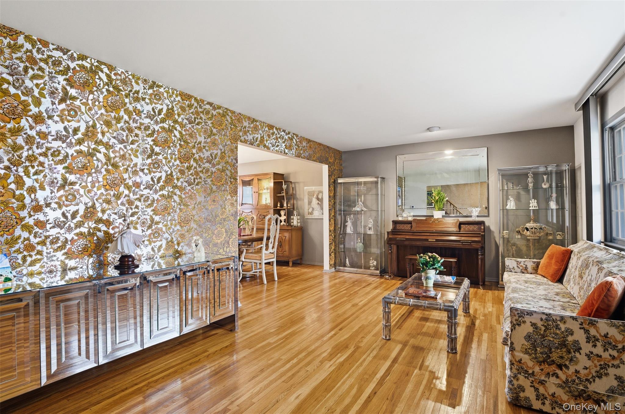 7 Helaine Court, Orangeburg, NY 10962