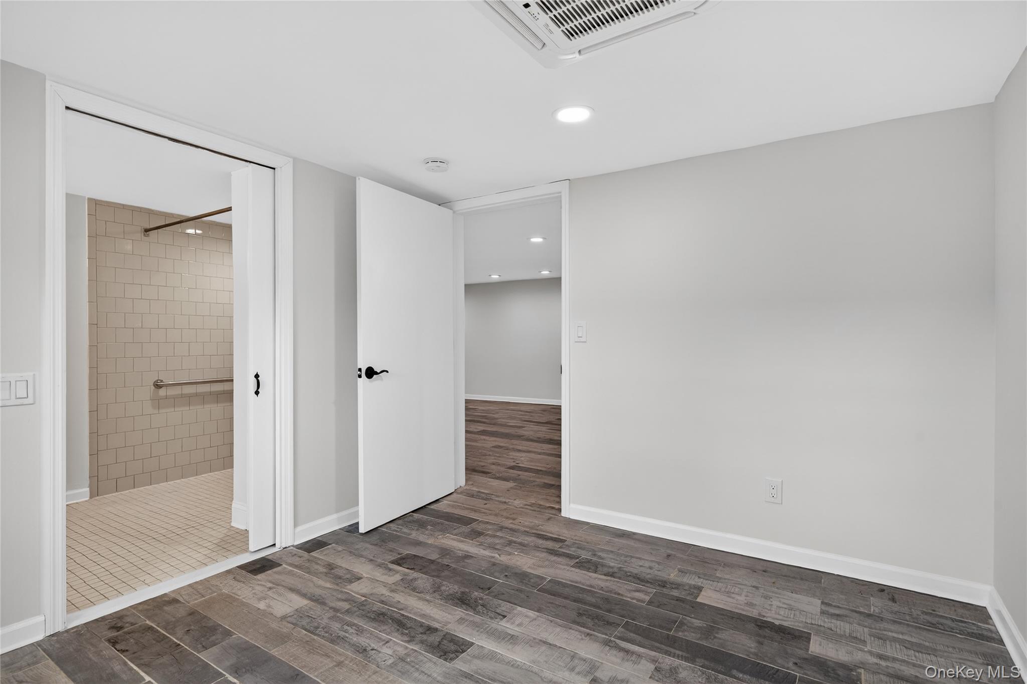 36 Sands Point Road, Washingtonville, NY 10992