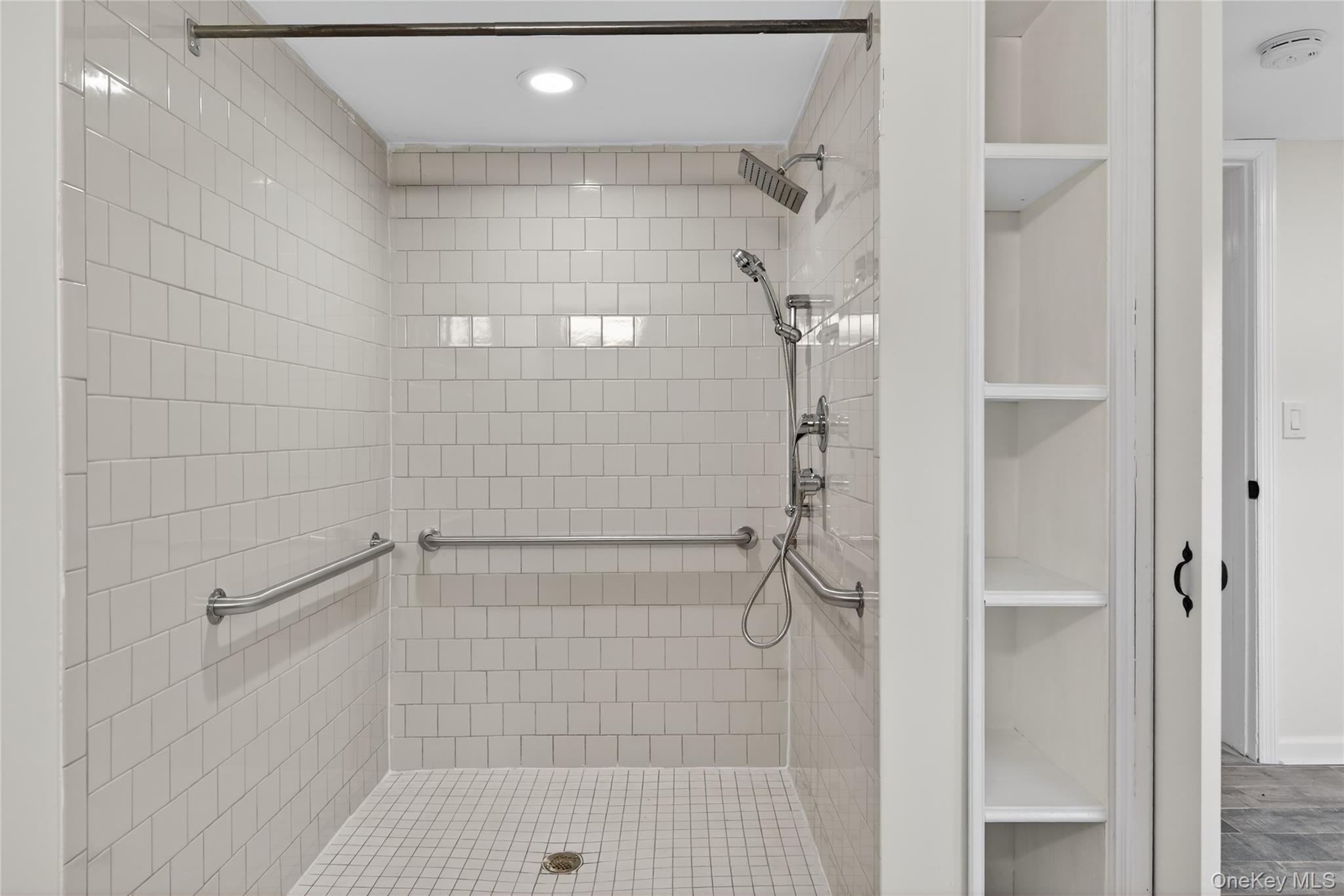 36 Sands Point Road, Washingtonville, NY 10992