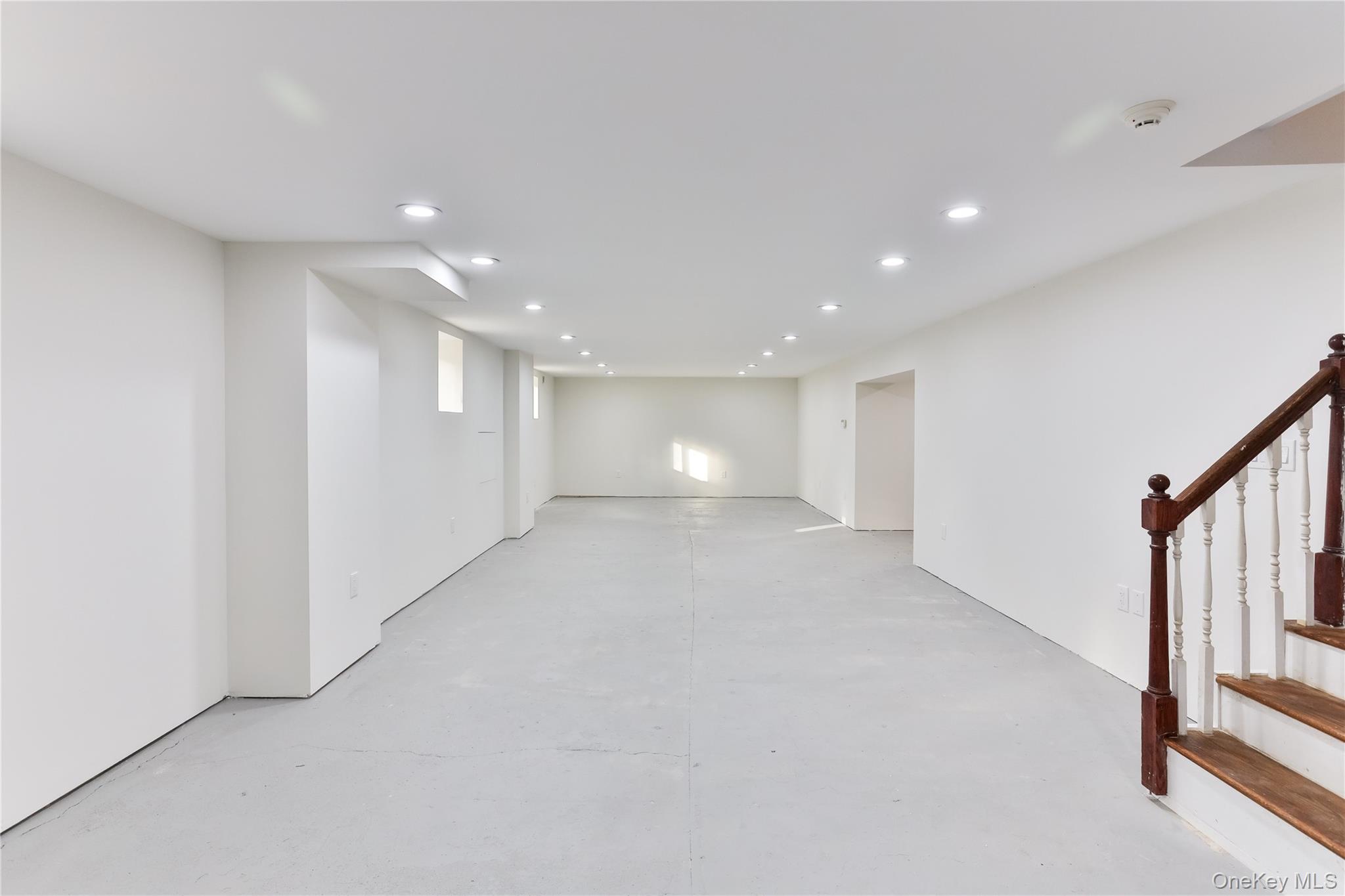 65 Red Oak Lane, Mount Kisco, NY 10549