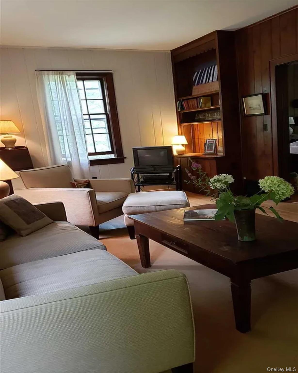 717 Spring Lake, Red Hook, NY 12571