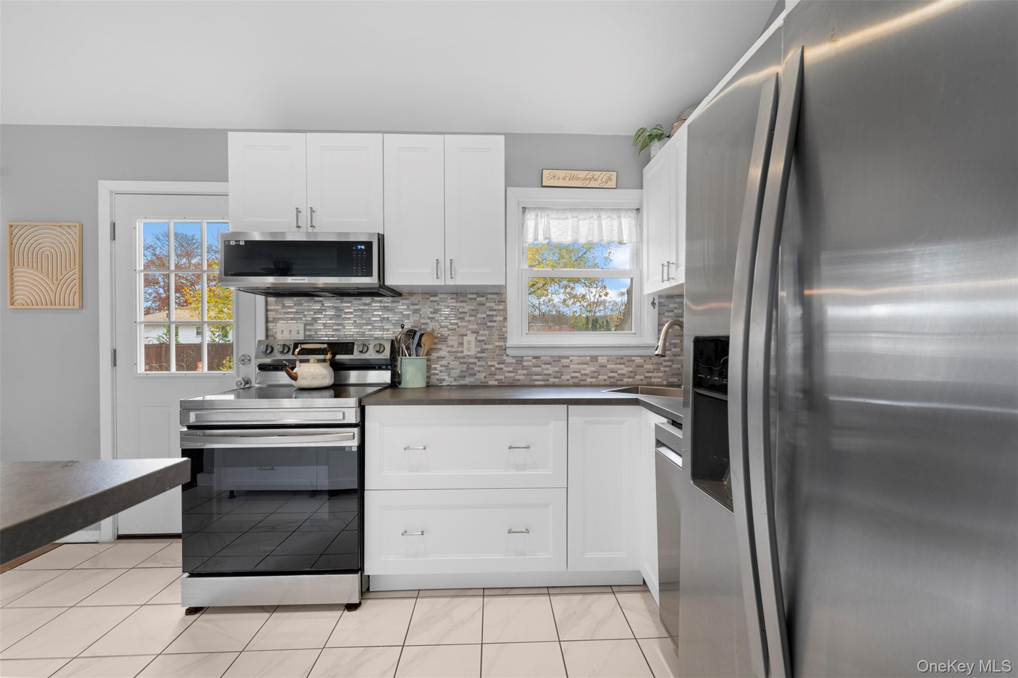 15 Goldsmith Avenue, Greenlawn, NY 11740