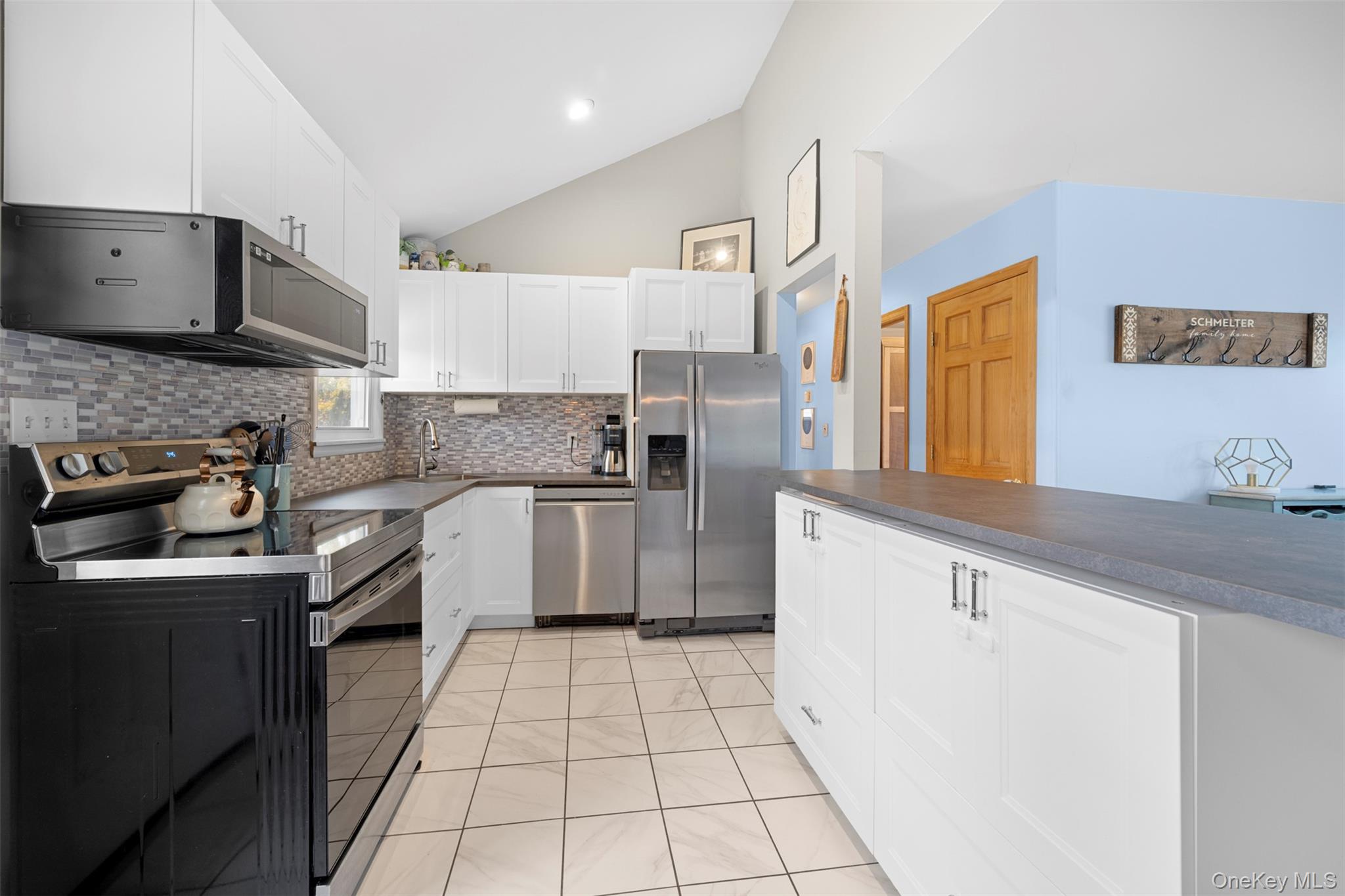 15 Goldsmith Avenue, Greenlawn, NY 11740