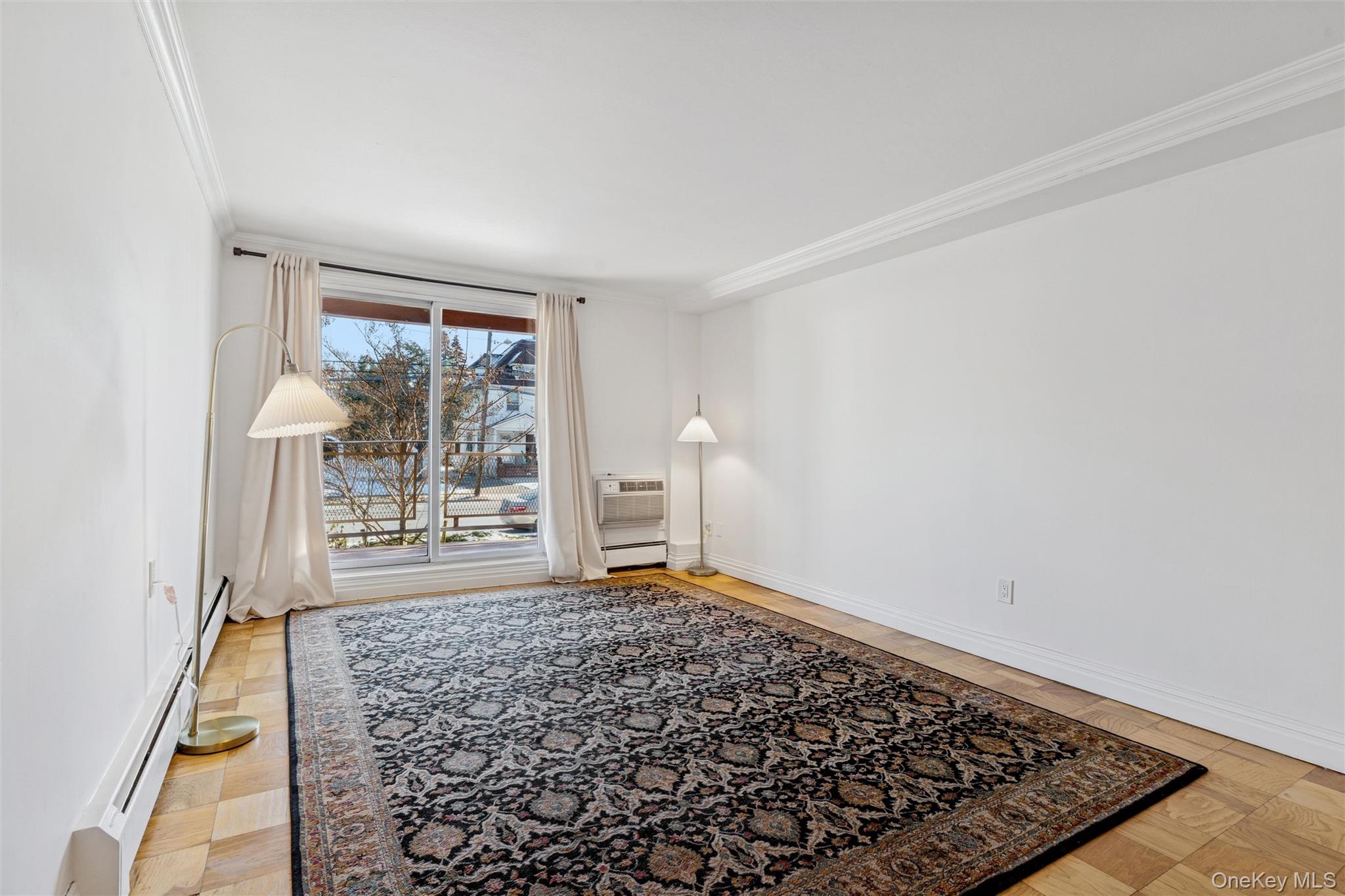 157 Hempstead Avenue # B20, Lynbrook, NY 11563