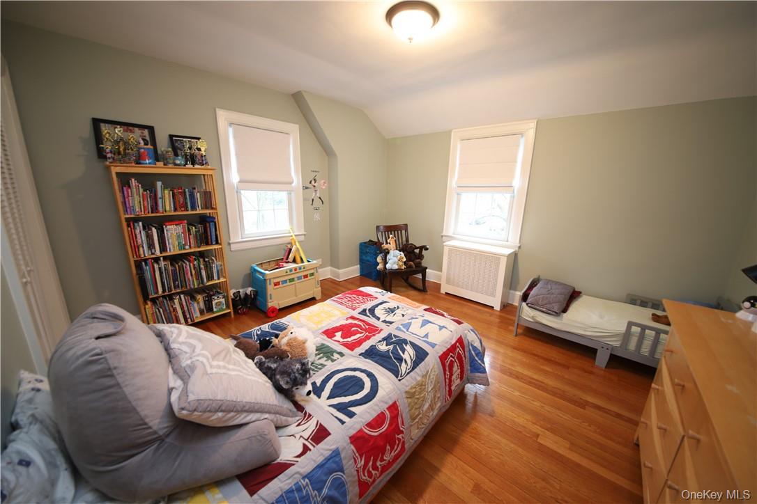 15 Beacon Hill Road, Ardsley, NY 10502